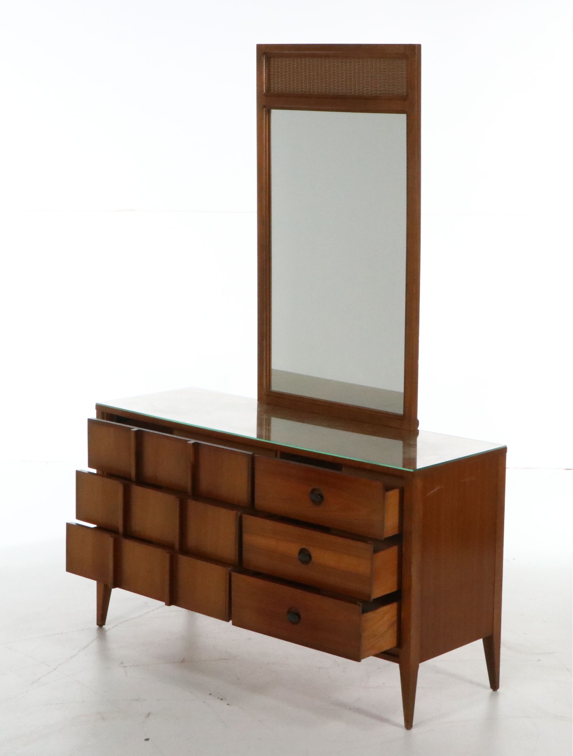 Bassett Furniture Mid Century Modern Walnut Dresser