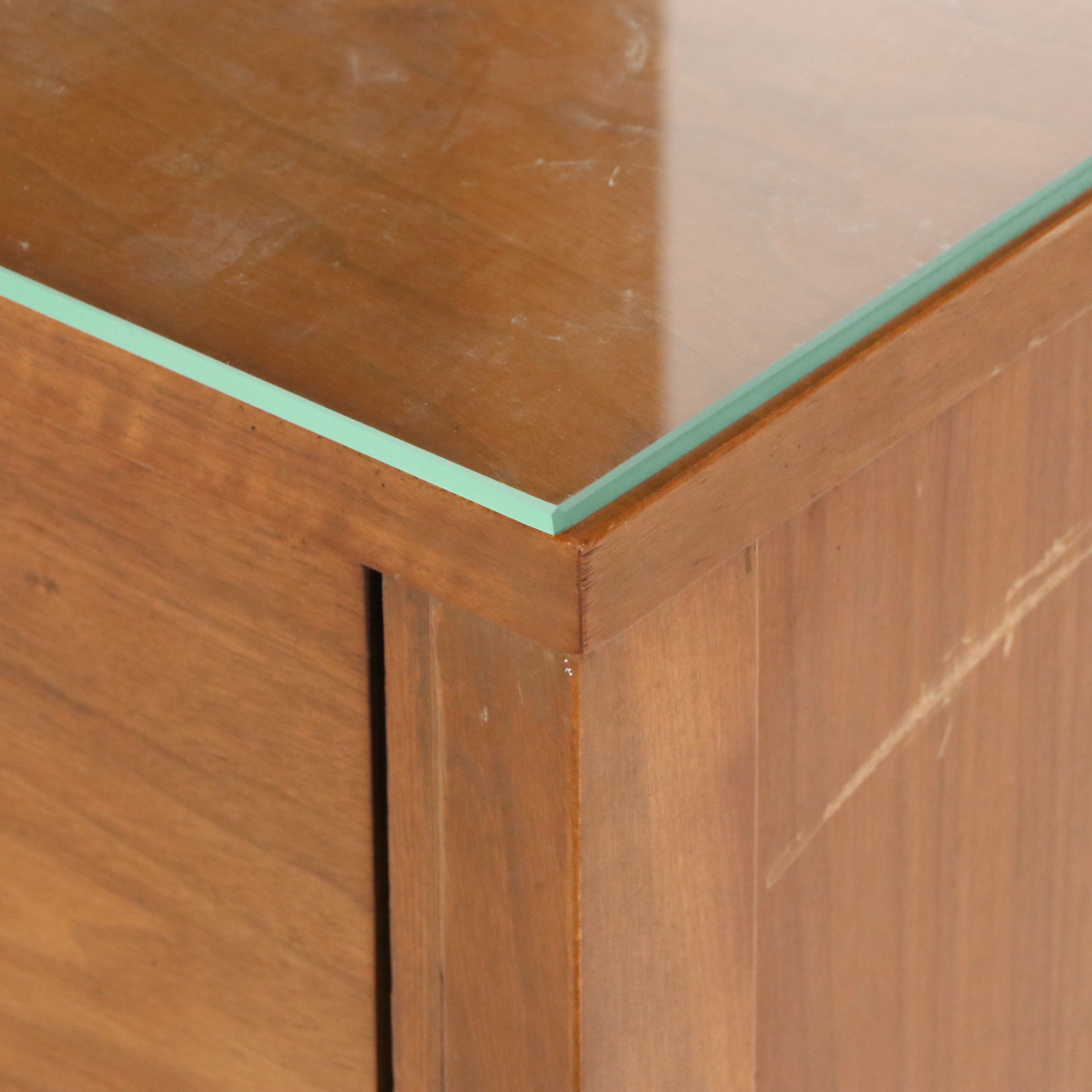 Bassett Furniture Mid Century Modern Walnut Dresser