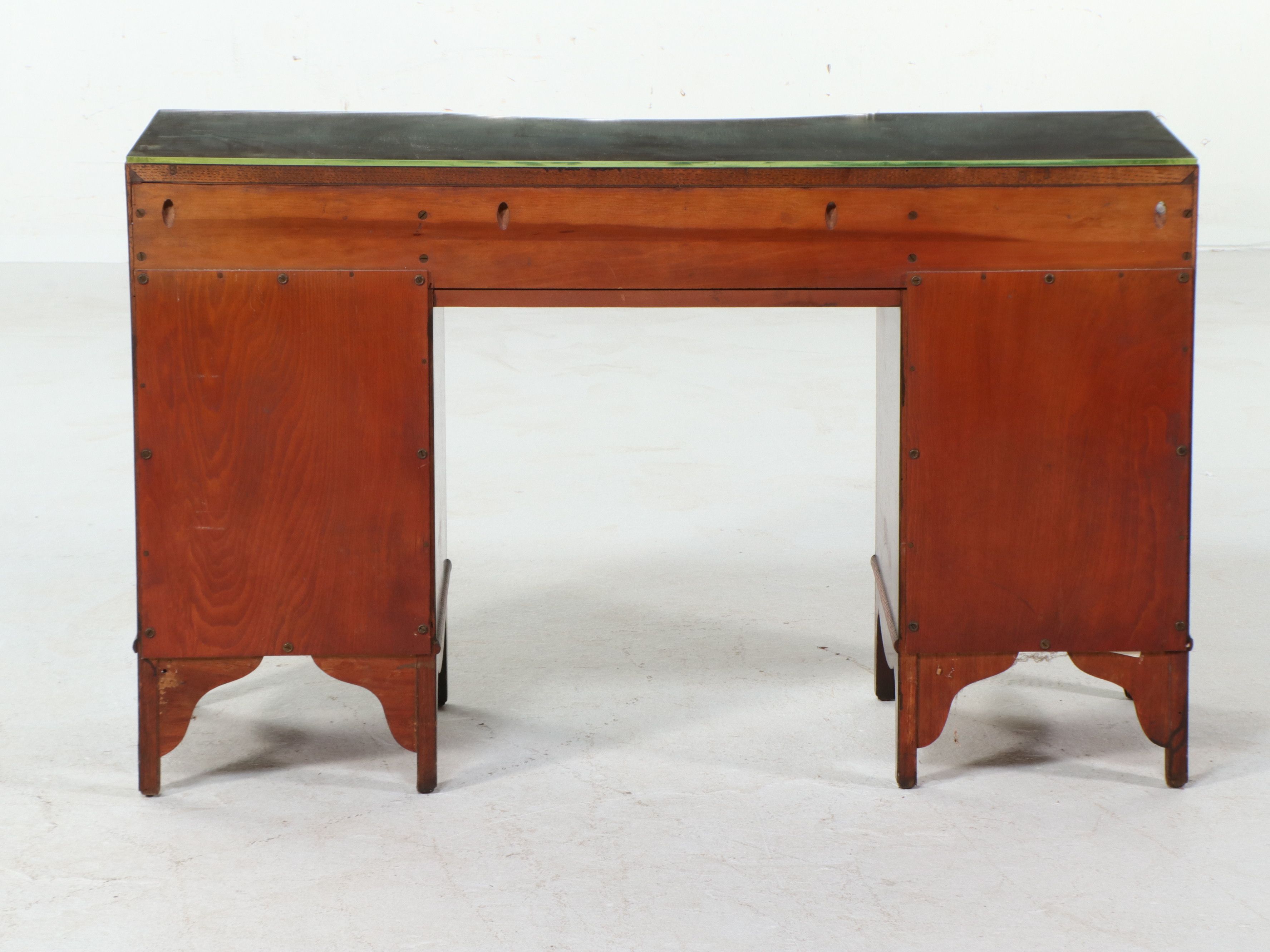 Federal Style Inlaid Mahogany Kneehole Desk, 20th Century