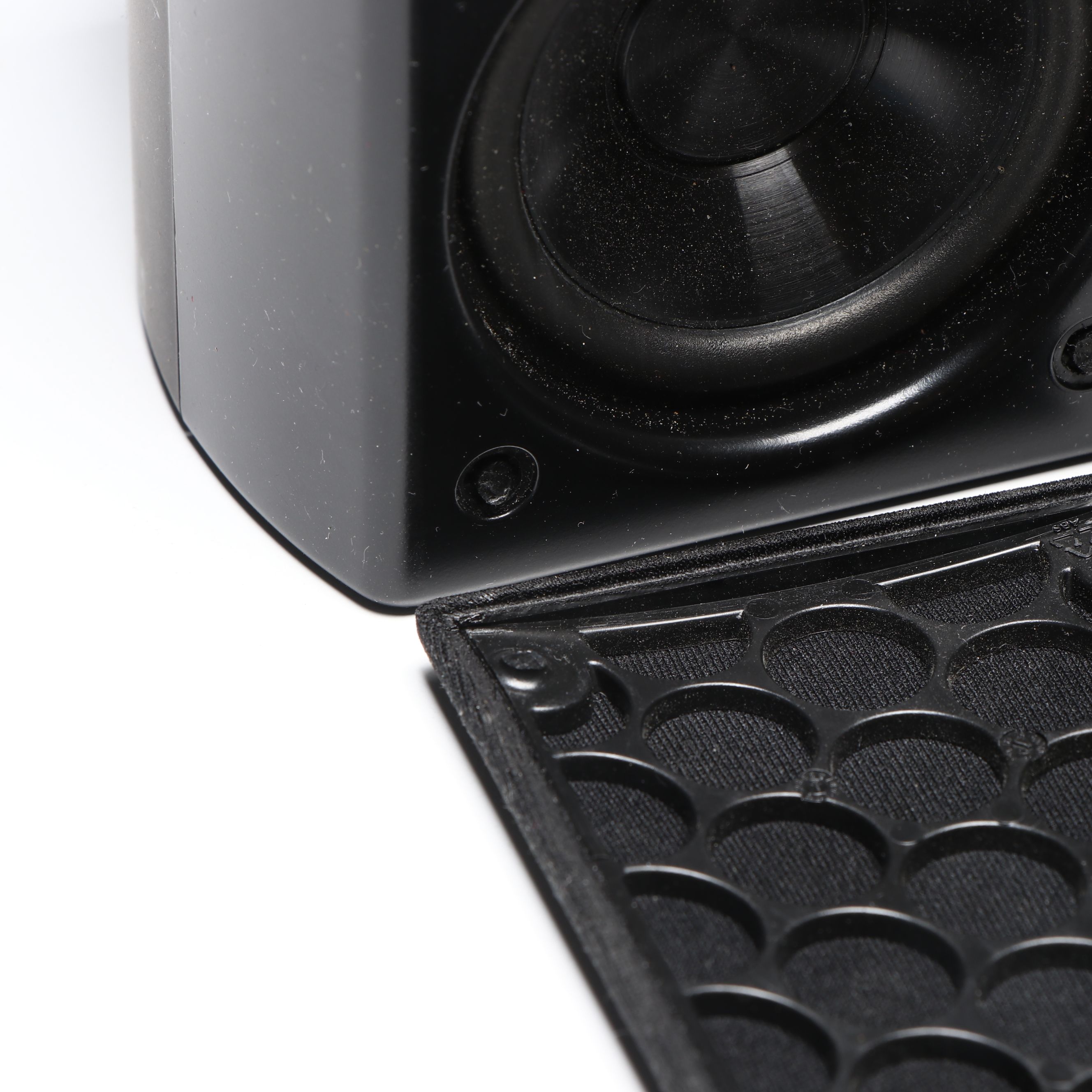 Klipsch Sub 6 Subwoofer and HD Theater 500 Surround Speakers