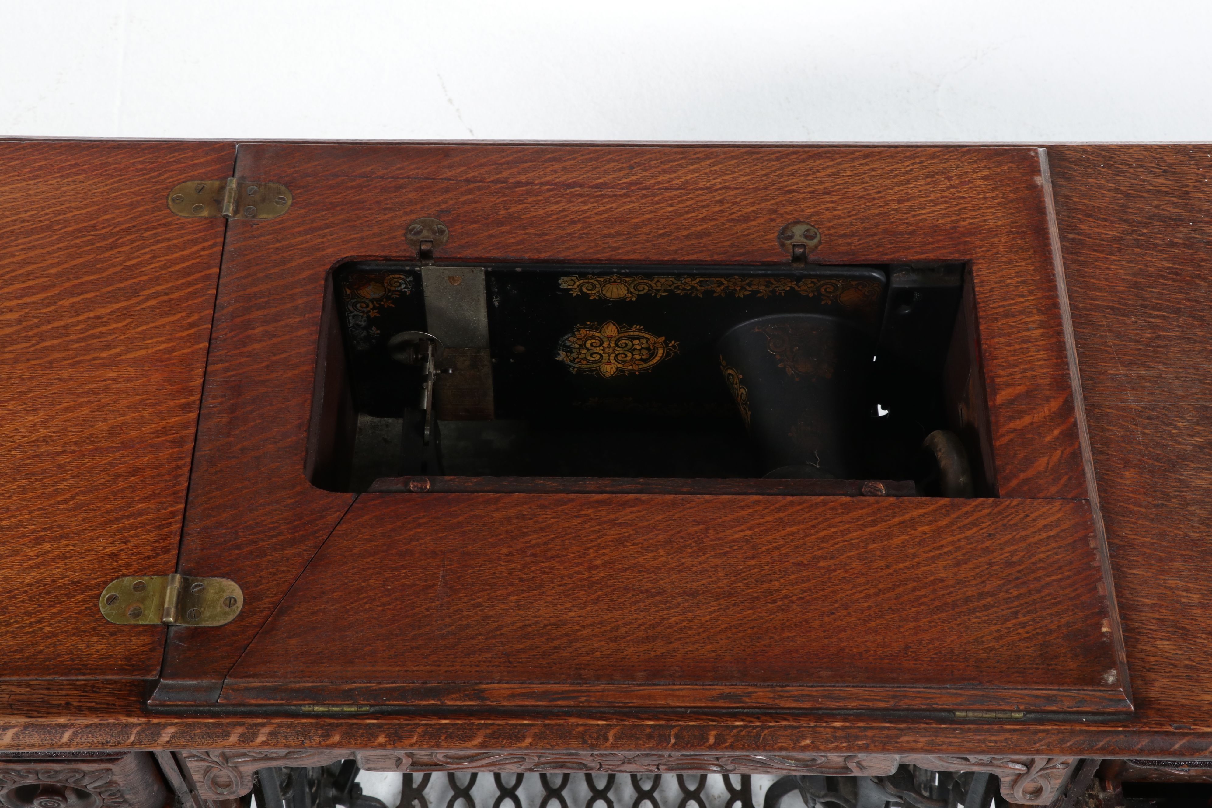 Singer Sewing Machine Model 27 with Treadle and Oak Cabinet, 1903
