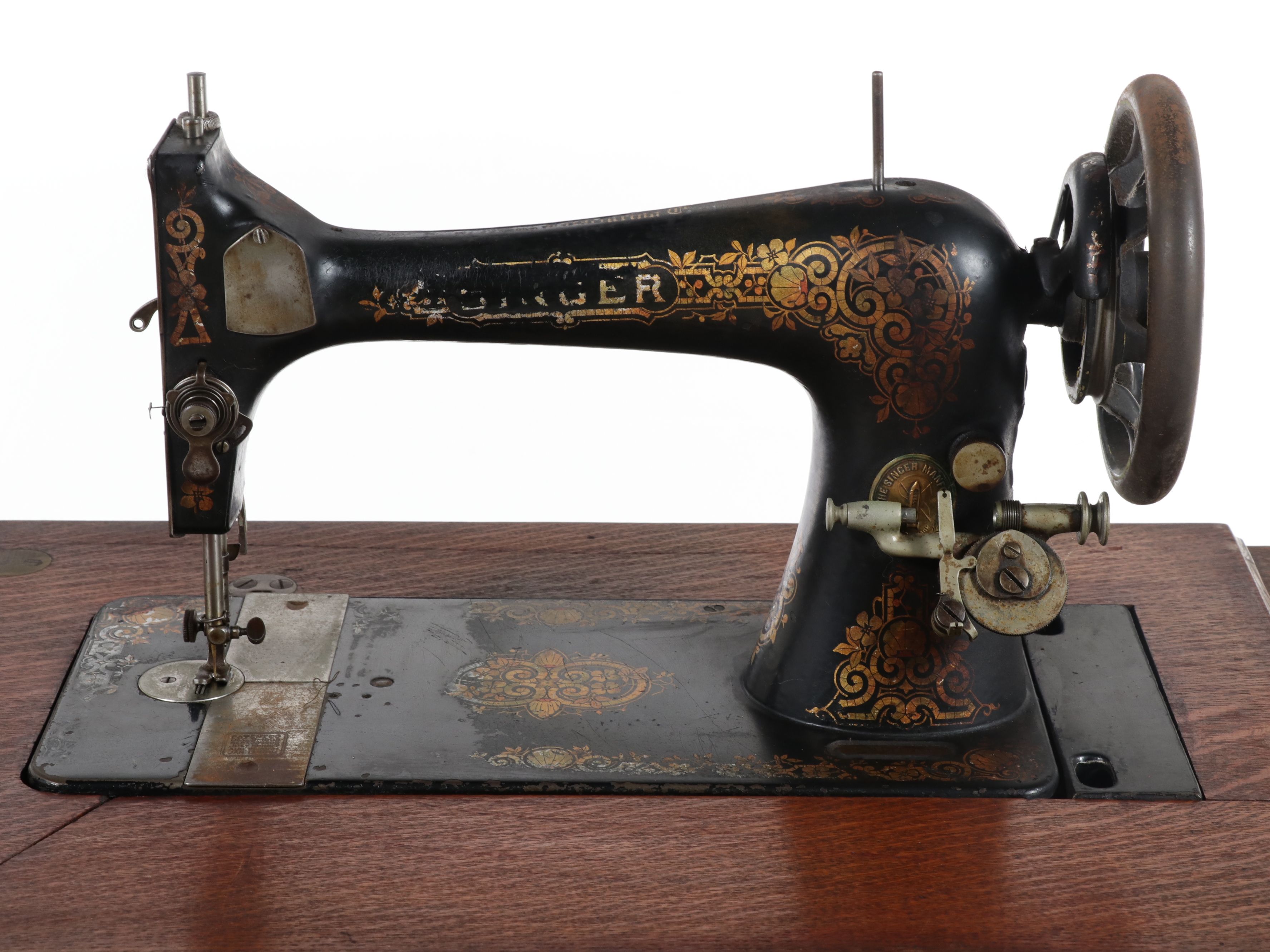 Singer Sewing Machine Model 27 with Treadle and Oak Cabinet, 1903