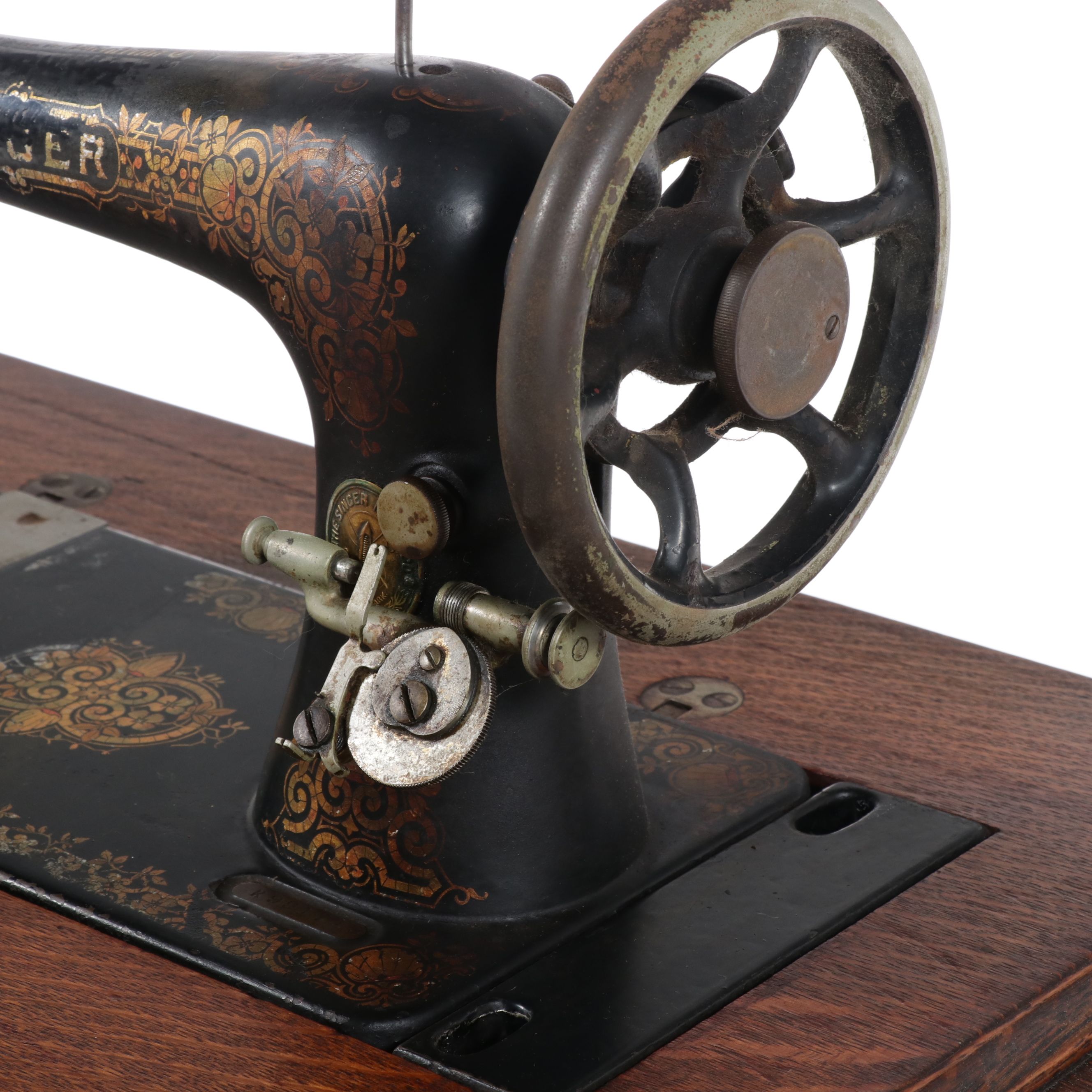 Singer Sewing Machine Model 27 with Treadle and Oak Cabinet, 1903