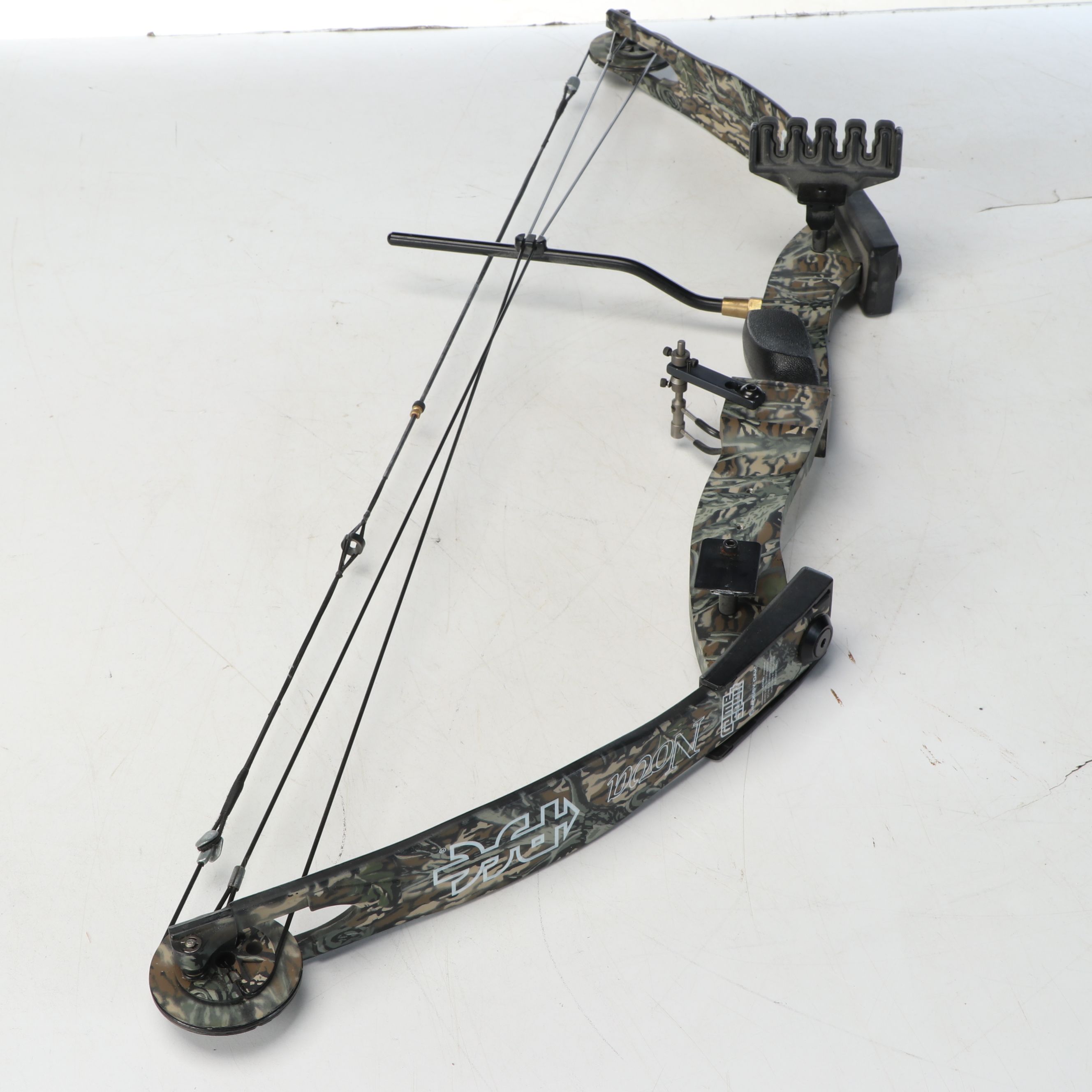 PSE Nova "Mossy Oak" Entry-Level Compound Bow