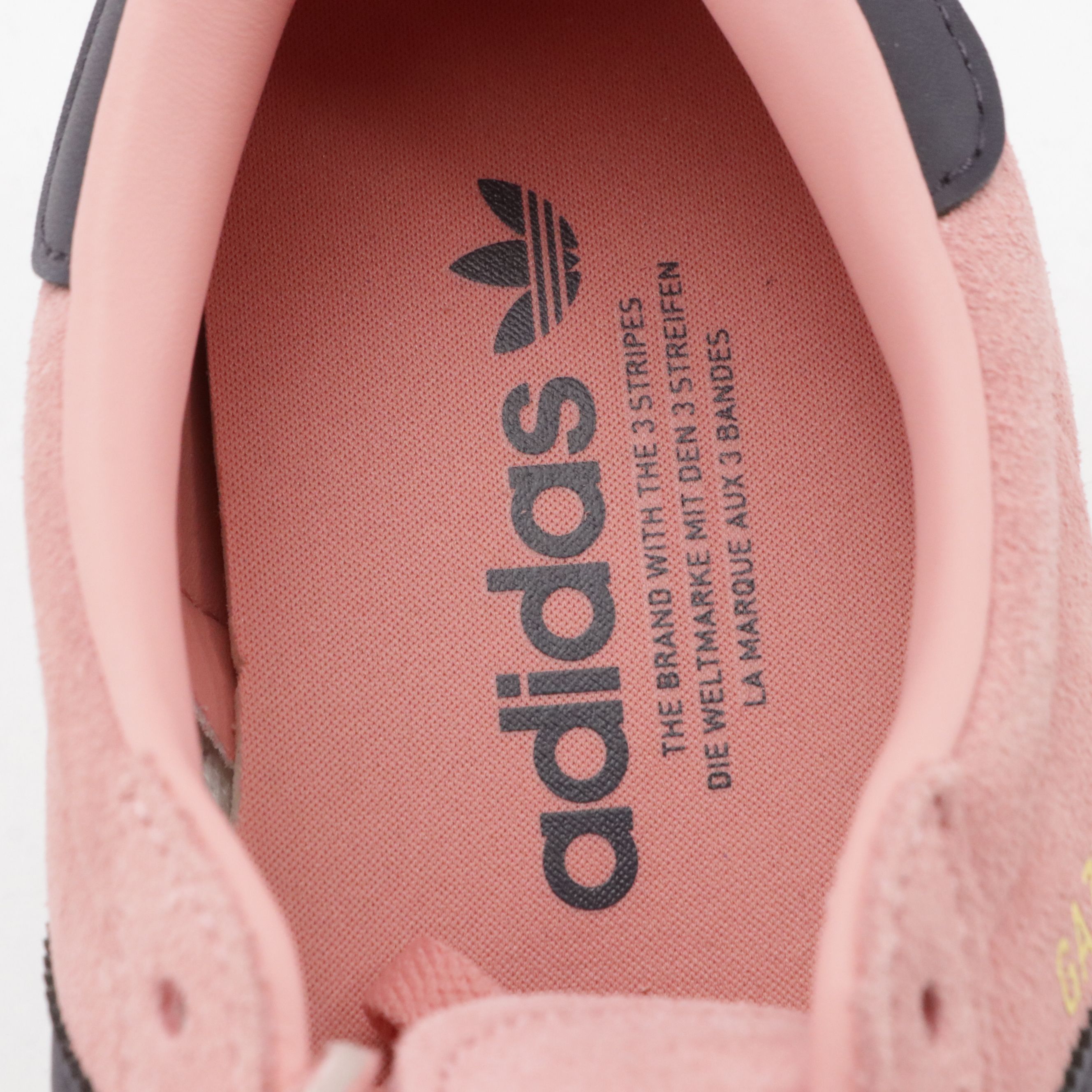 Men's Adidas Gazelle Sneakers in Glow Pink/Aurora Black With Box and Retail Tag