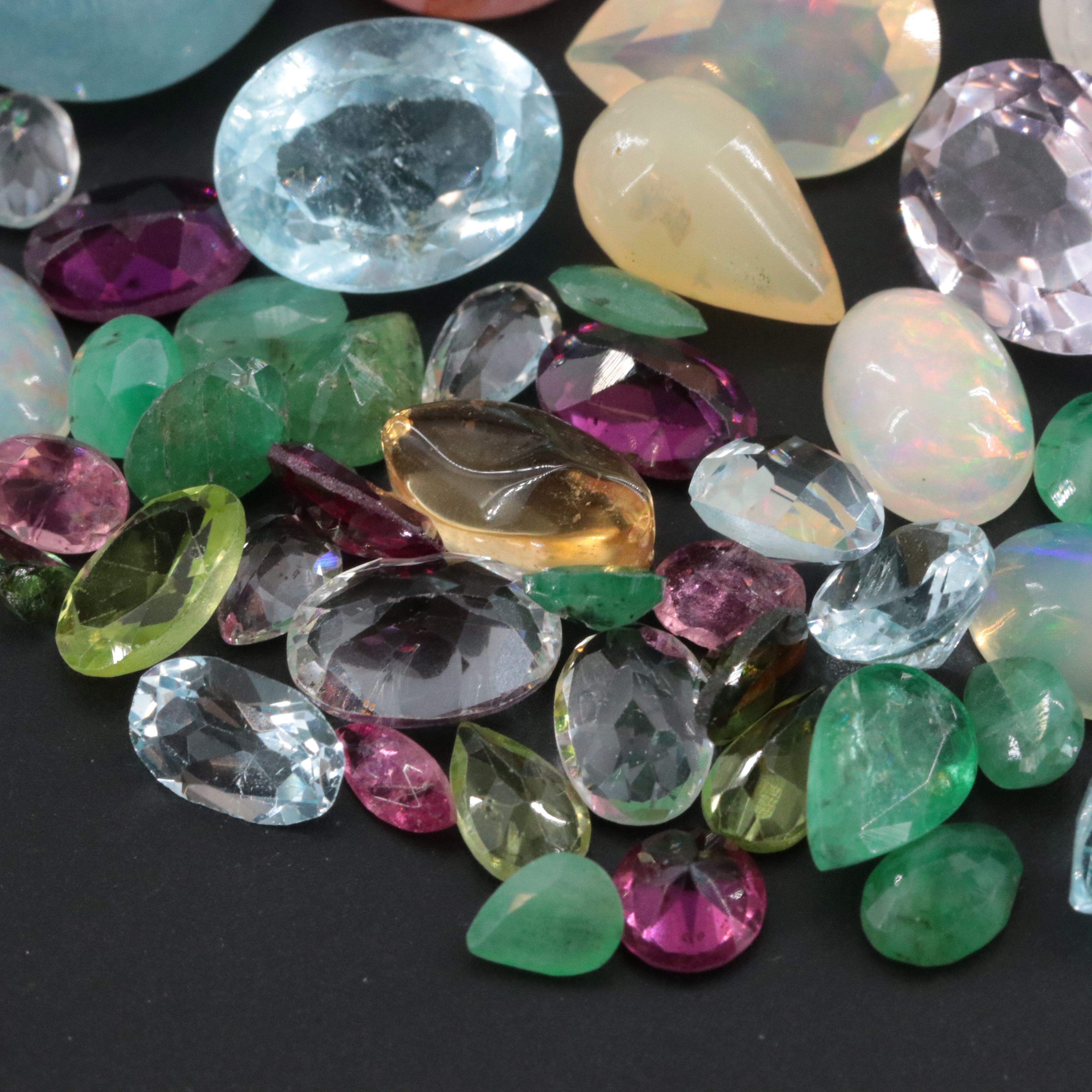 Loose 99.93 CTW Gemstones Including Amethyst, Citrine and Topaz
