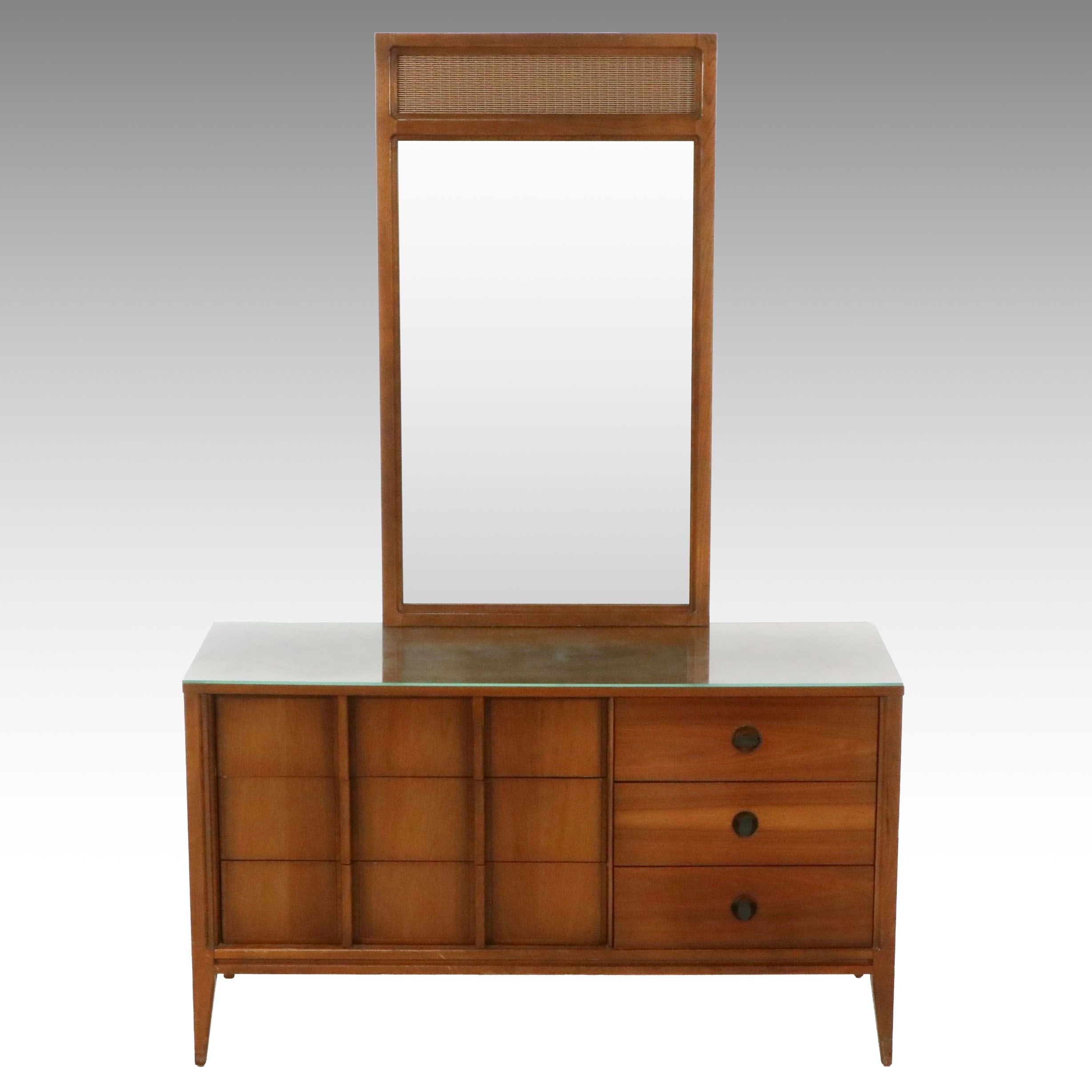 Bassett Furniture Mid Century Modern Walnut Dresser