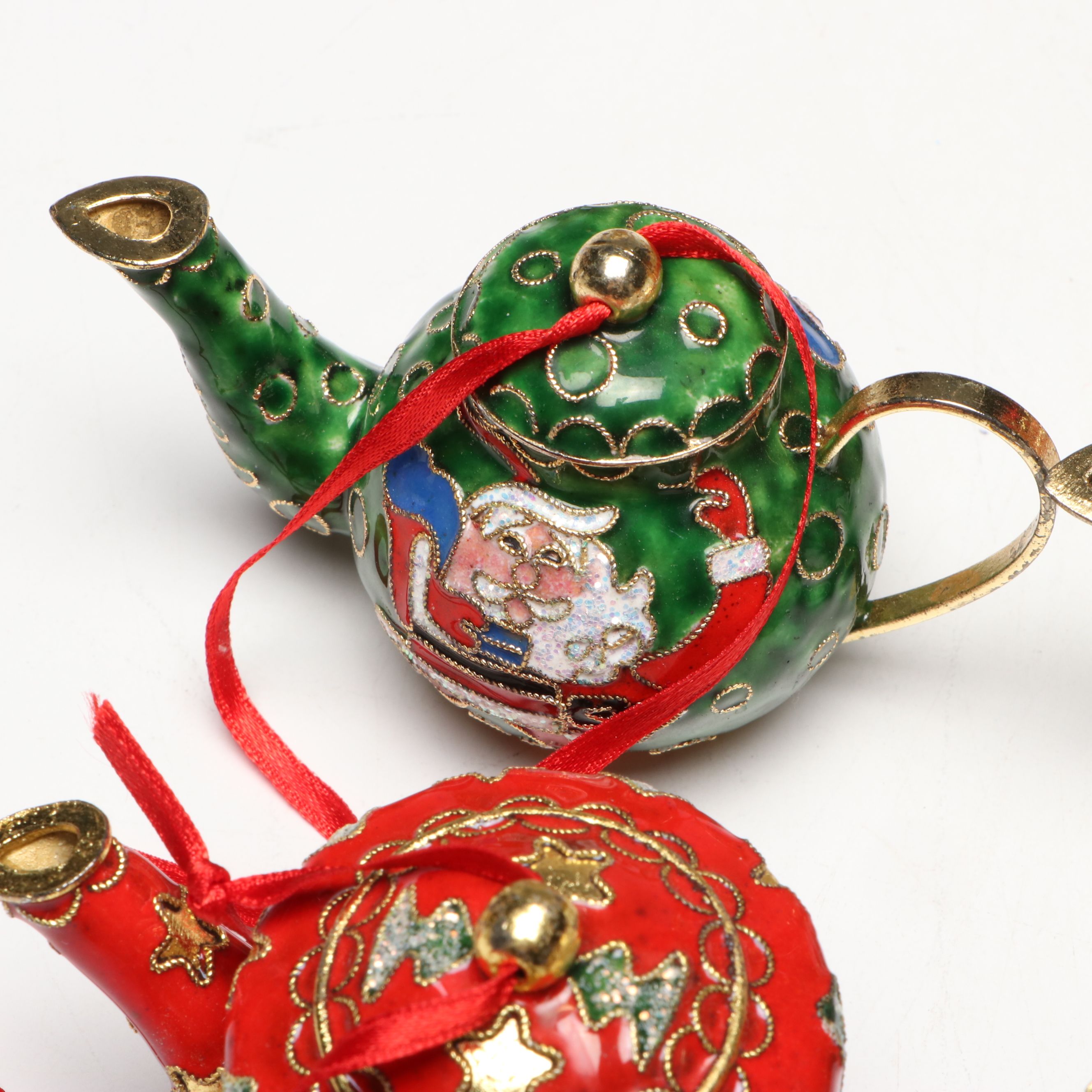 Nini "Kensington Teapot" and More Christmas Ornaments