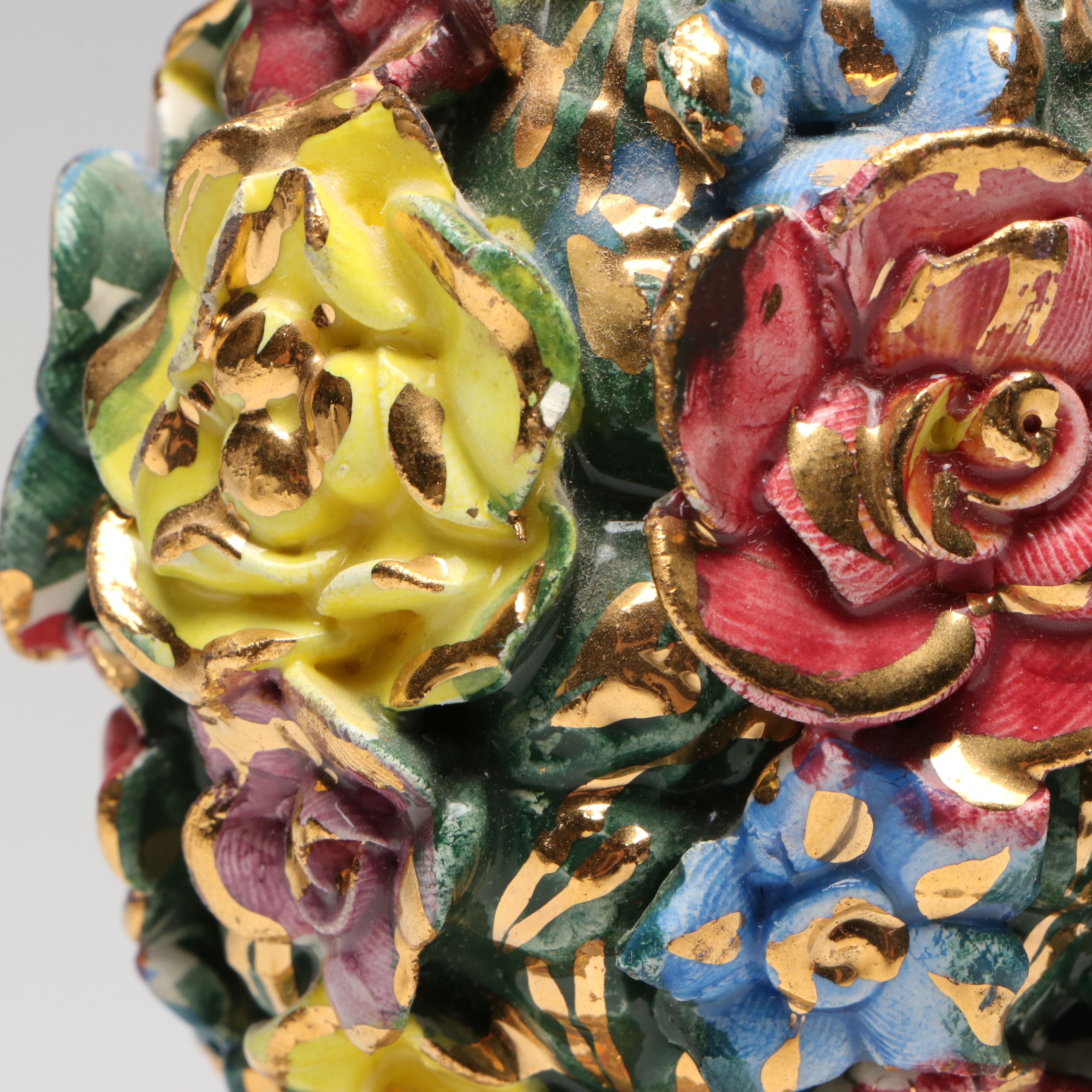 Capodimonte Style Gilt Floral Porcelain Body Table Lamp