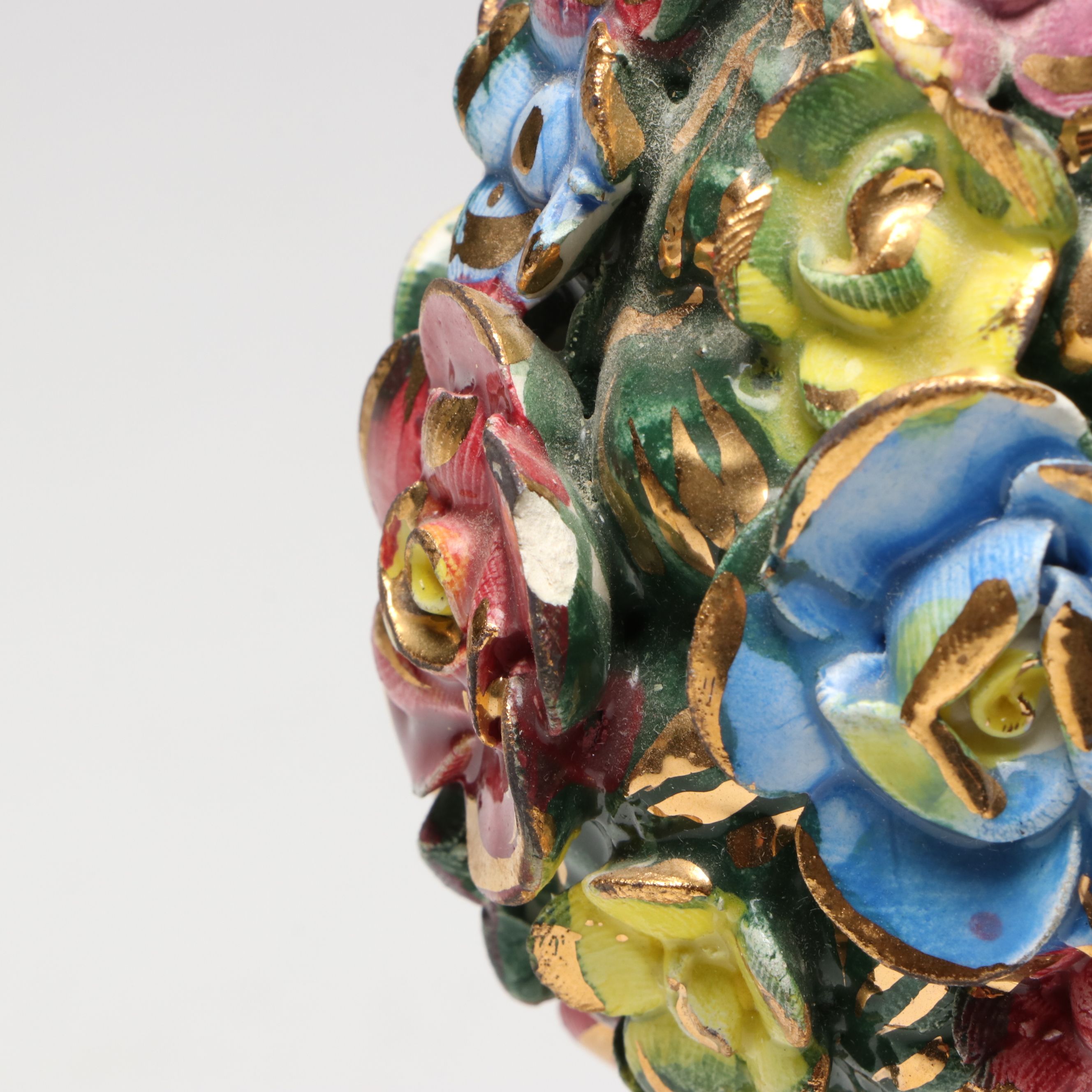 Capodimonte Style Gilt Floral Porcelain Body Table Lamp