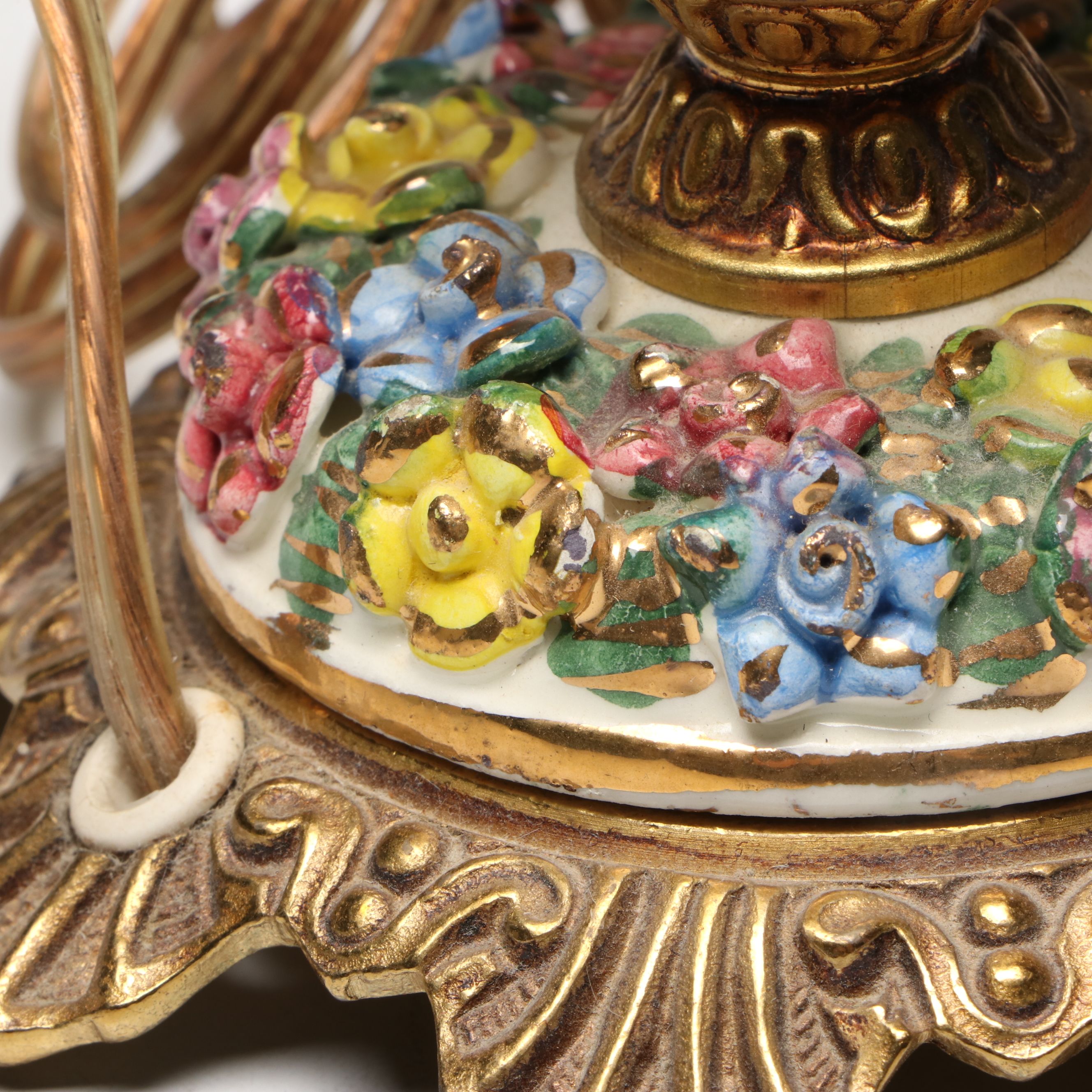 Capodimonte Style Gilt Floral Porcelain Body Table Lamp