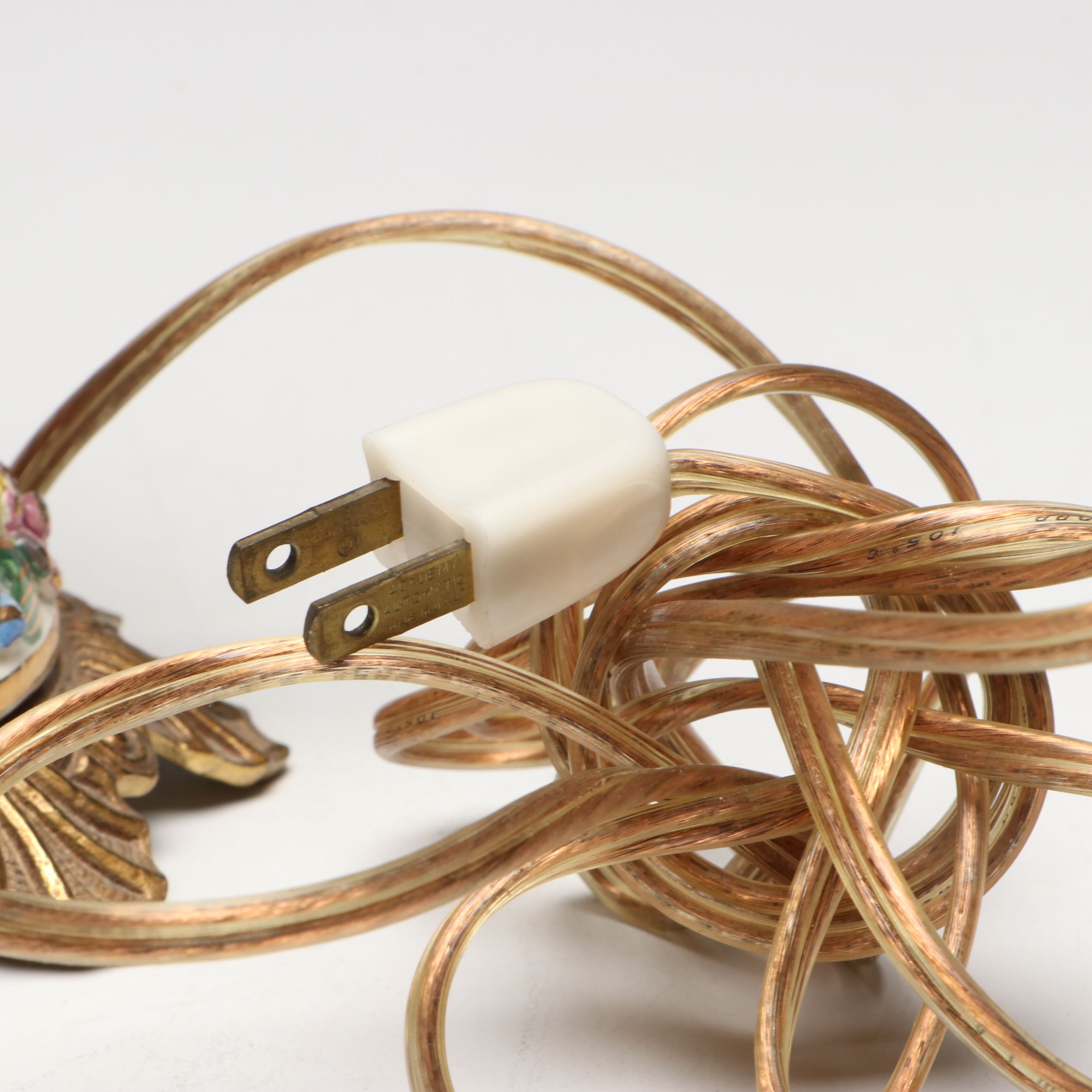 Capodimonte Style Gilt Floral Porcelain Body Table Lamp