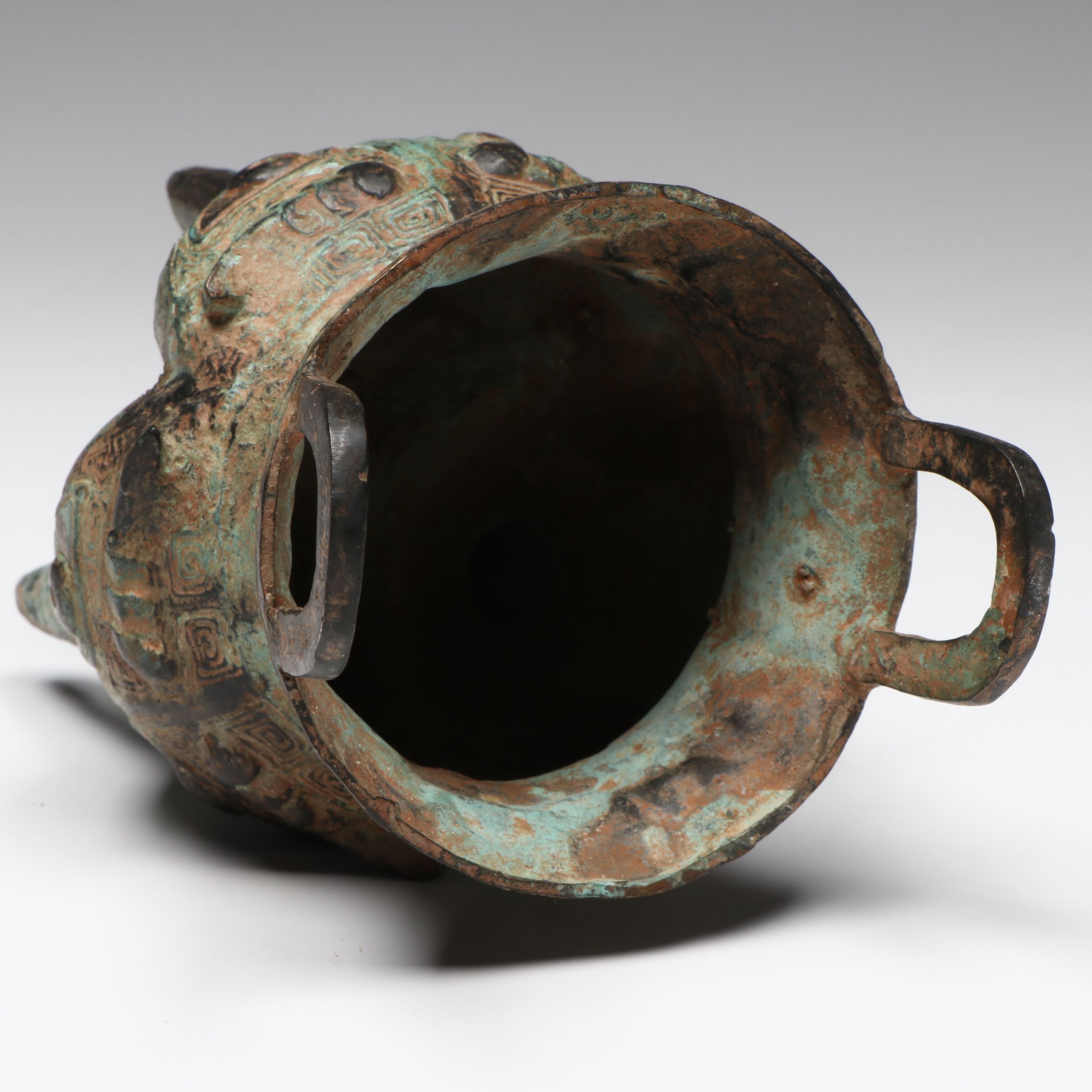 Chinese Archaic Style Bronze Ritual Tripod Li