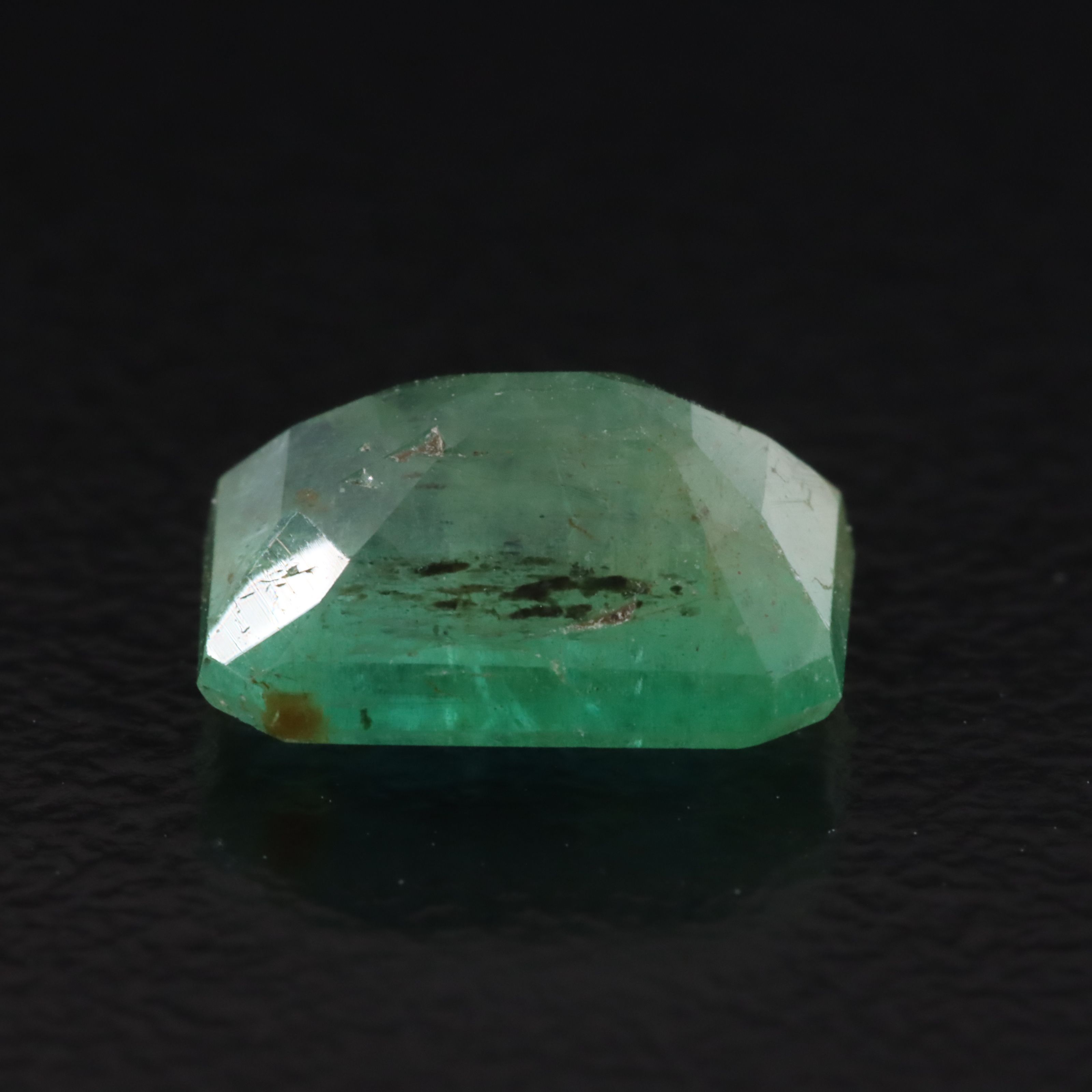 Loose 1.93 CT Emerald