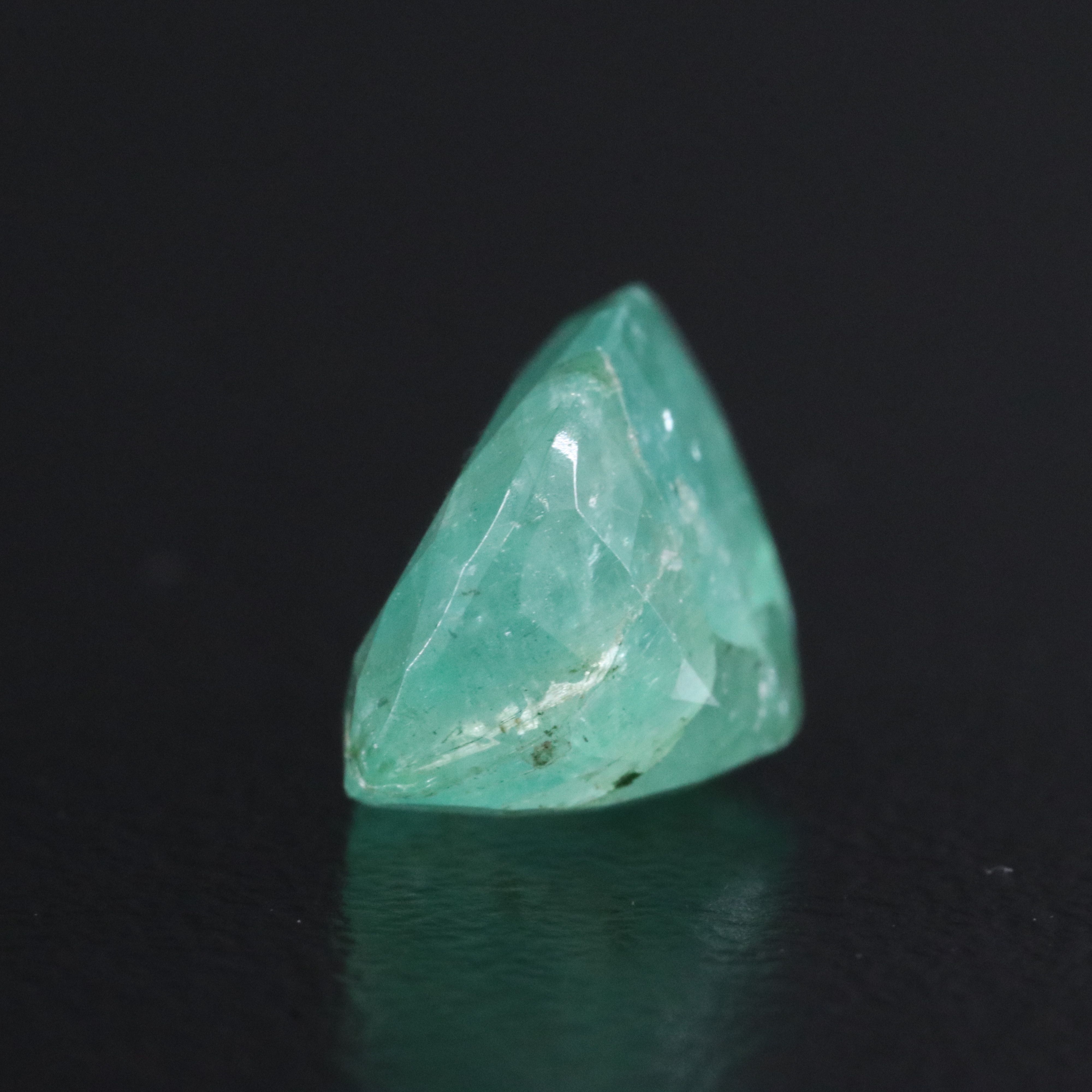 Loose 3.89 CT Emerald