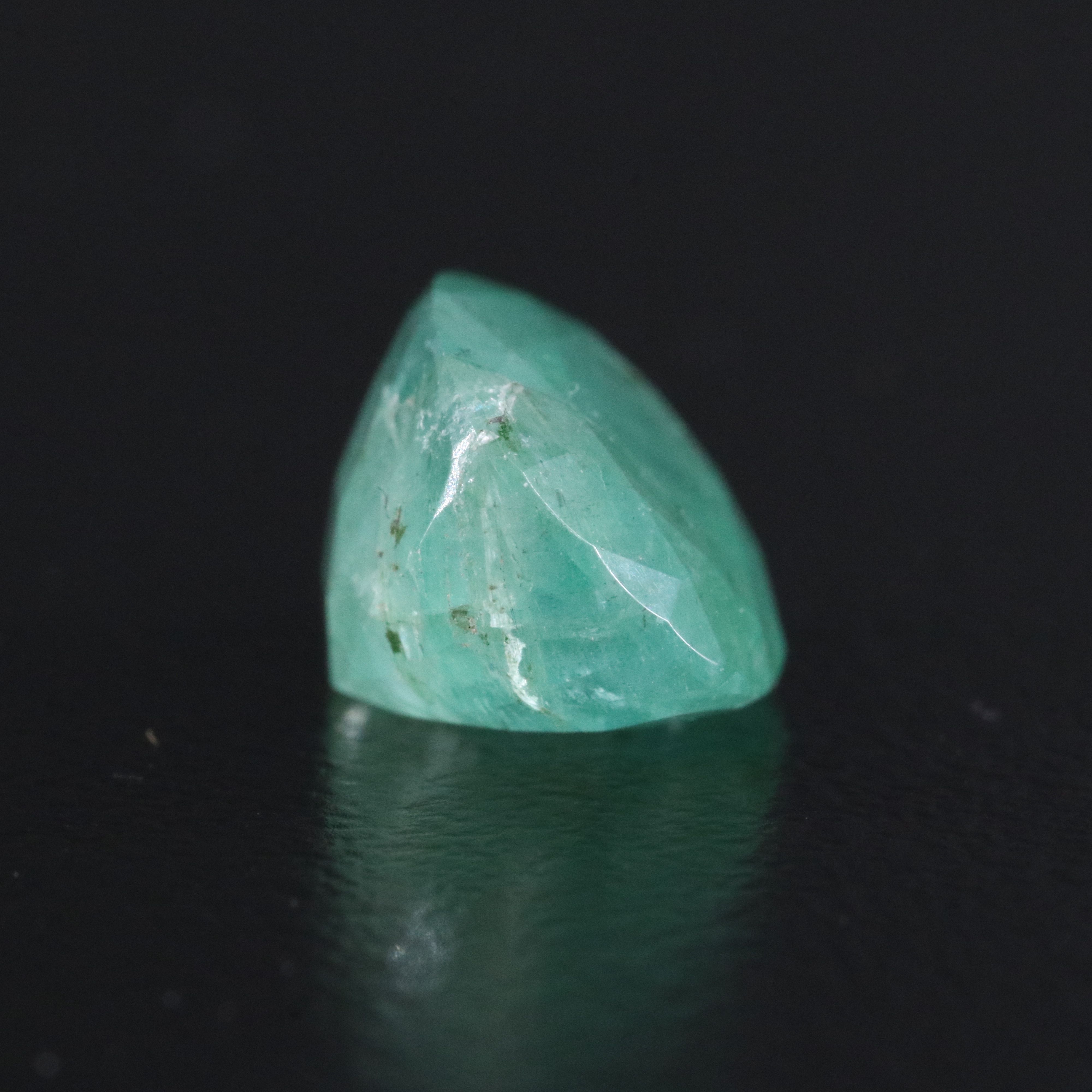 Loose 3.89 CT Emerald