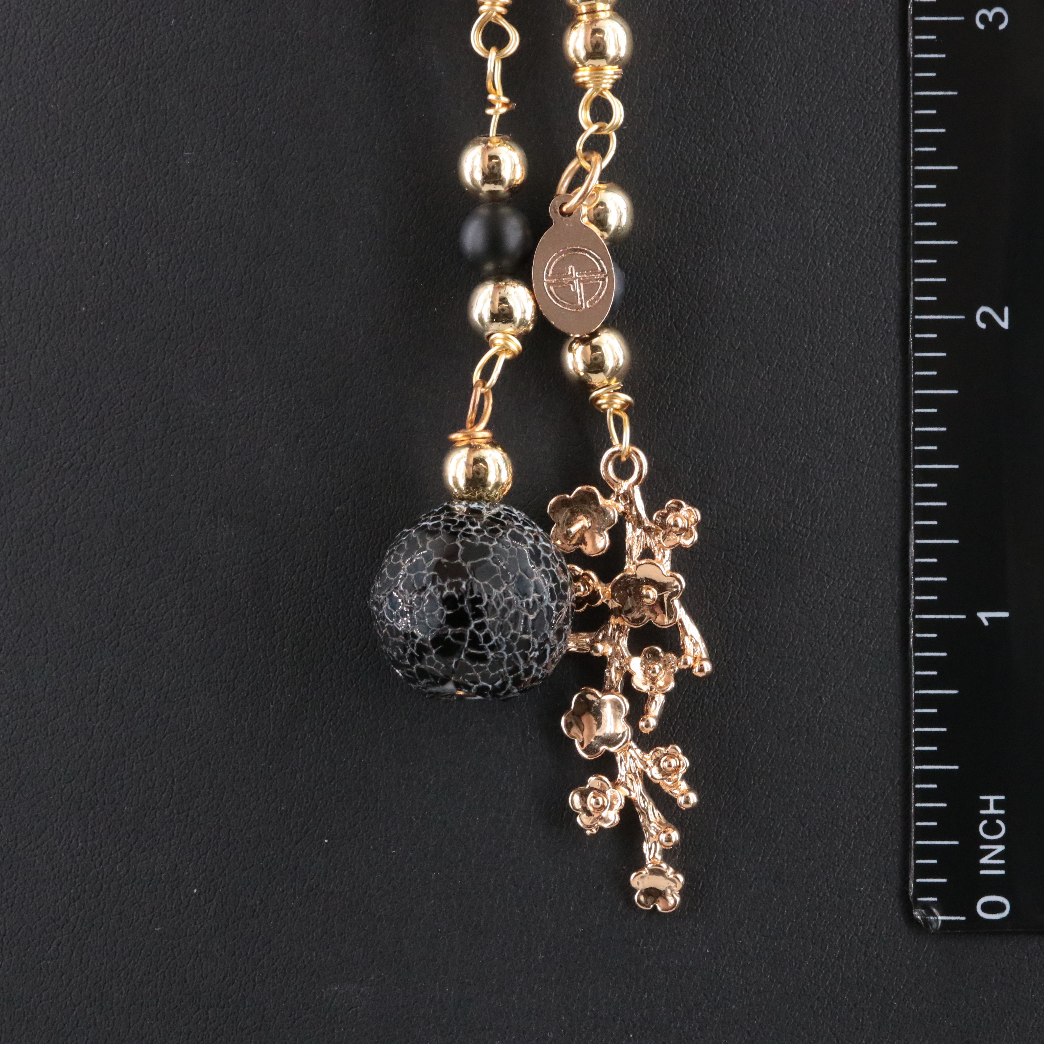 Sautoir Agate and Black Onyx Necklace with Charm Stations