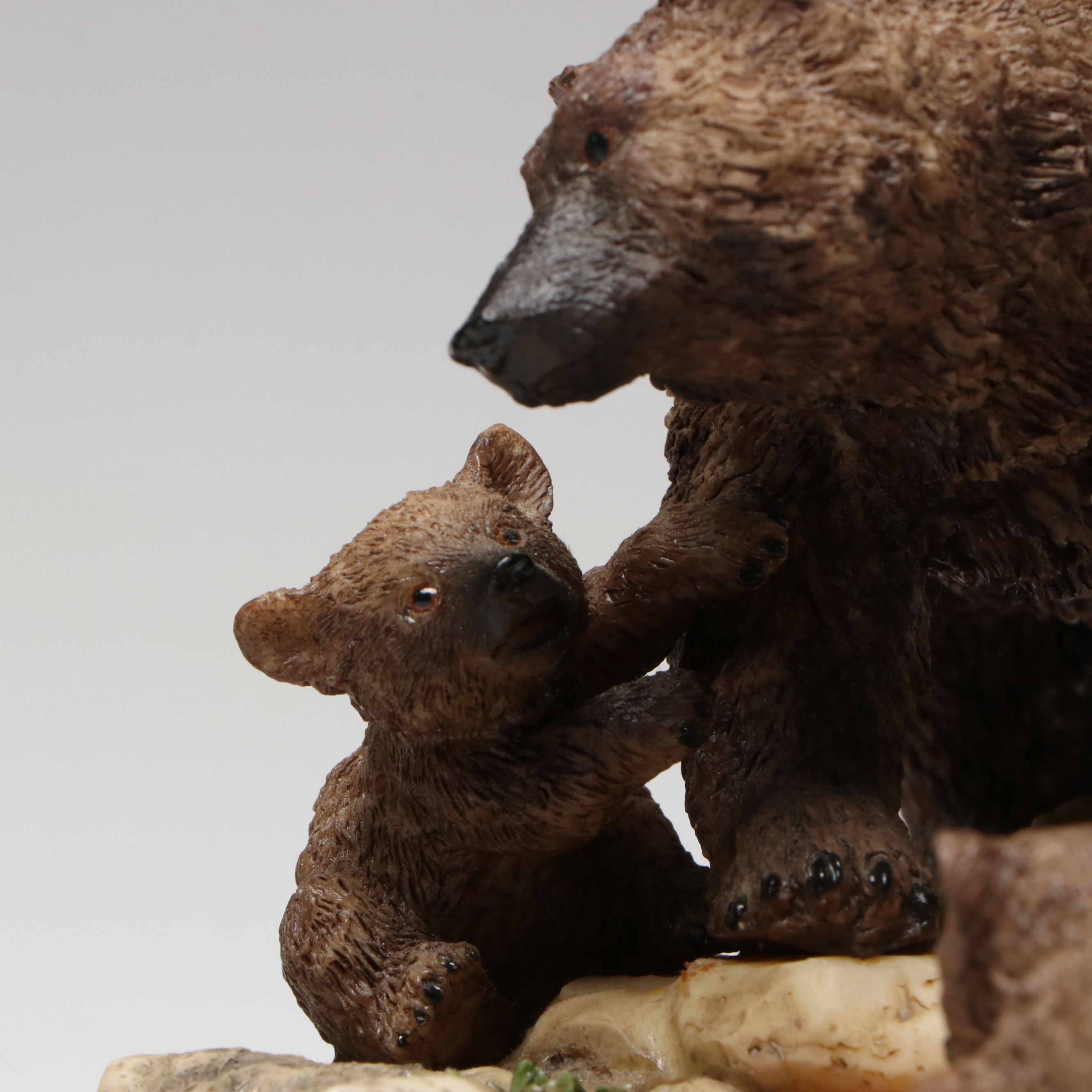 "Send All Life's Little Worries Skipping" and More Figurines