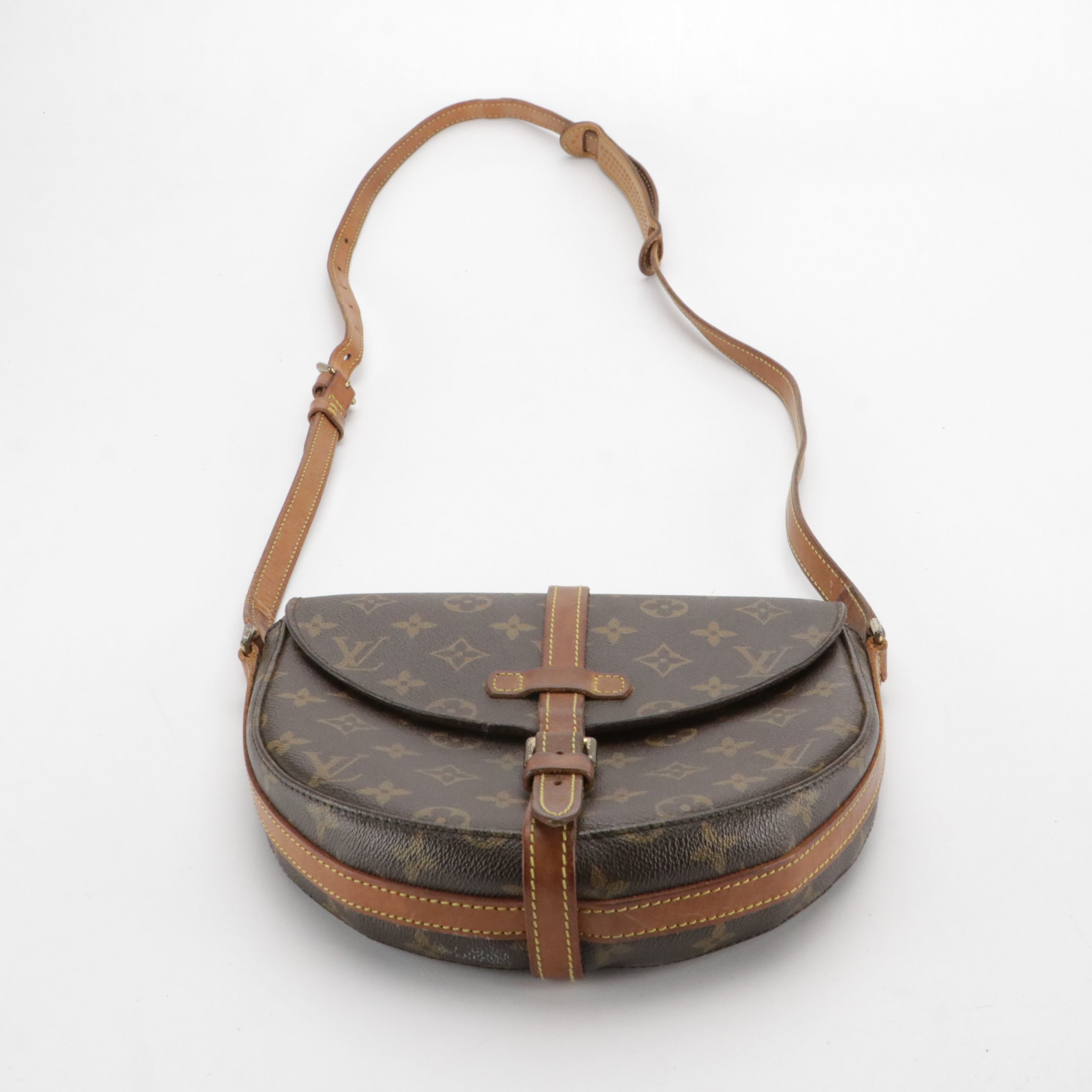 Louis Vuitton Chantilly MM Bag in Monogram Canvas and Vachetta Leather