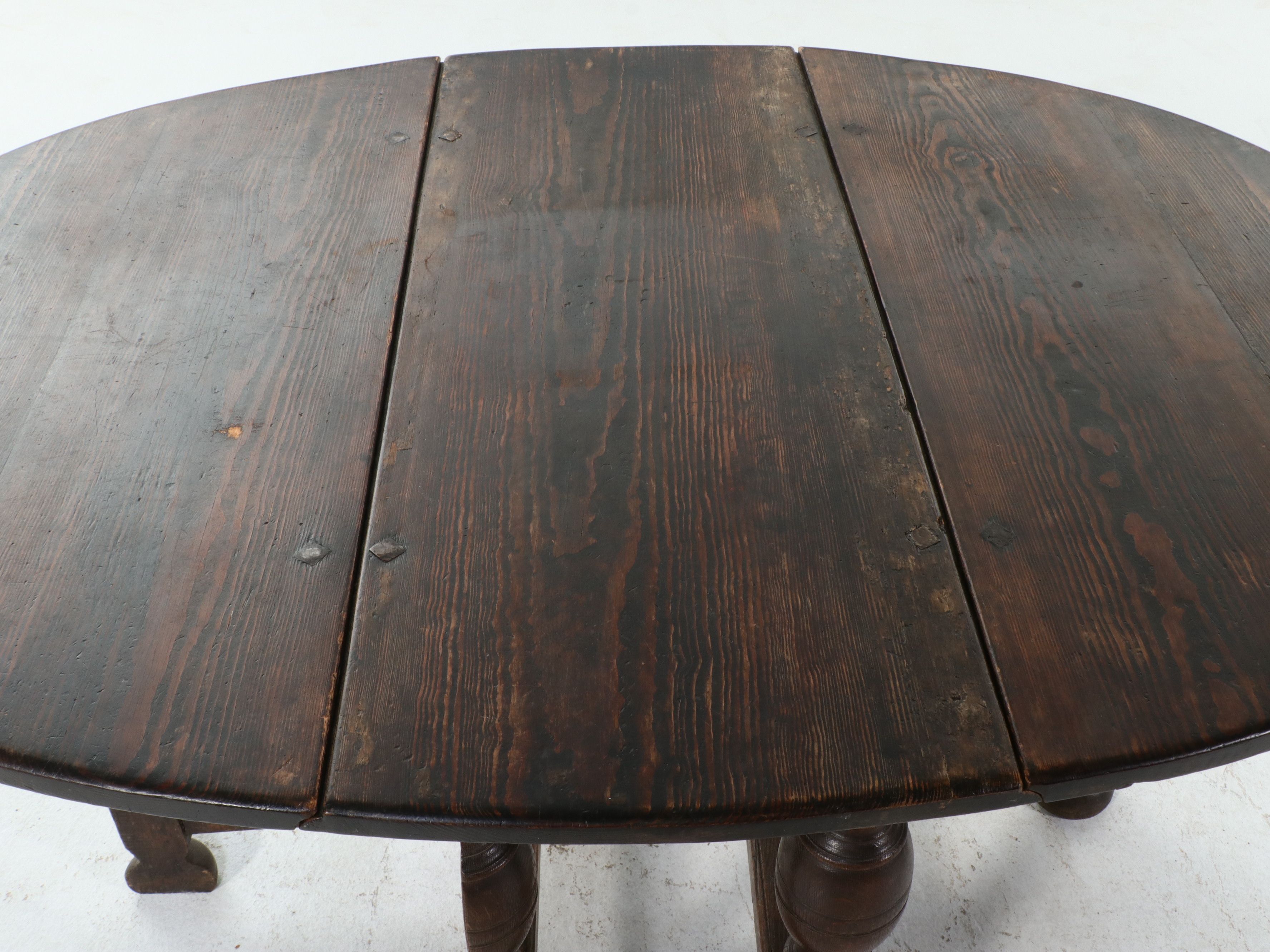 Antique Jacobean Oak Gate-Leg Drop-Leaf Table