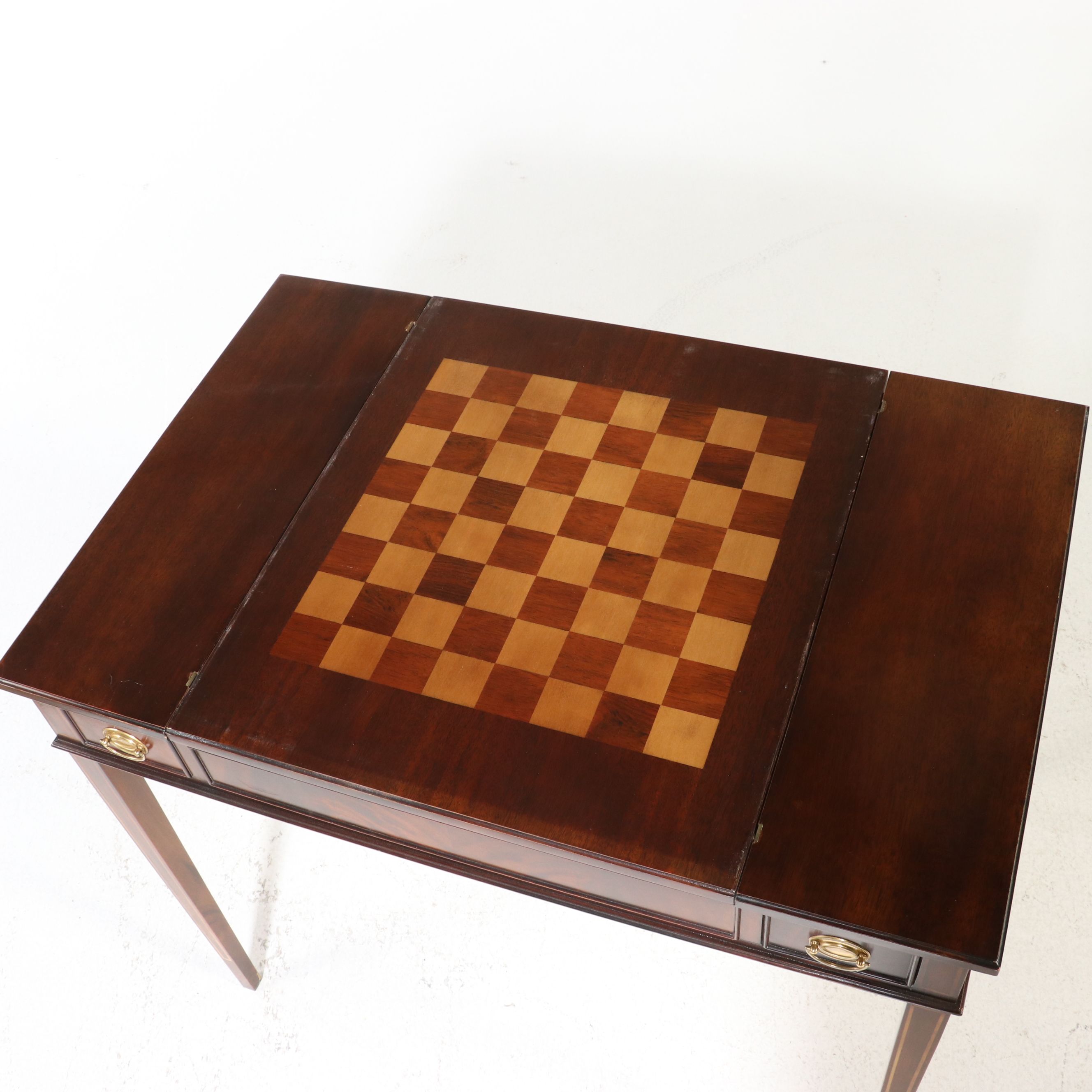 Wellington Hall Hepplewhite Style Mahogany Games Table, Late 20th Century