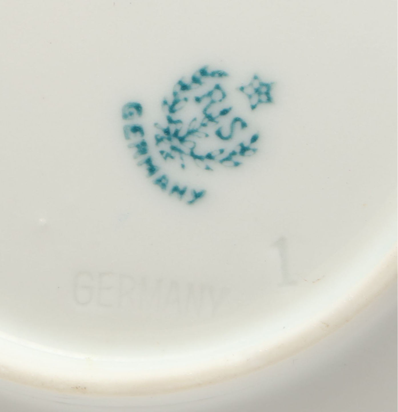 Reinhold Schlegelmilch "Calla Lily" Porcelain Bowl with Other Floral Table Décor