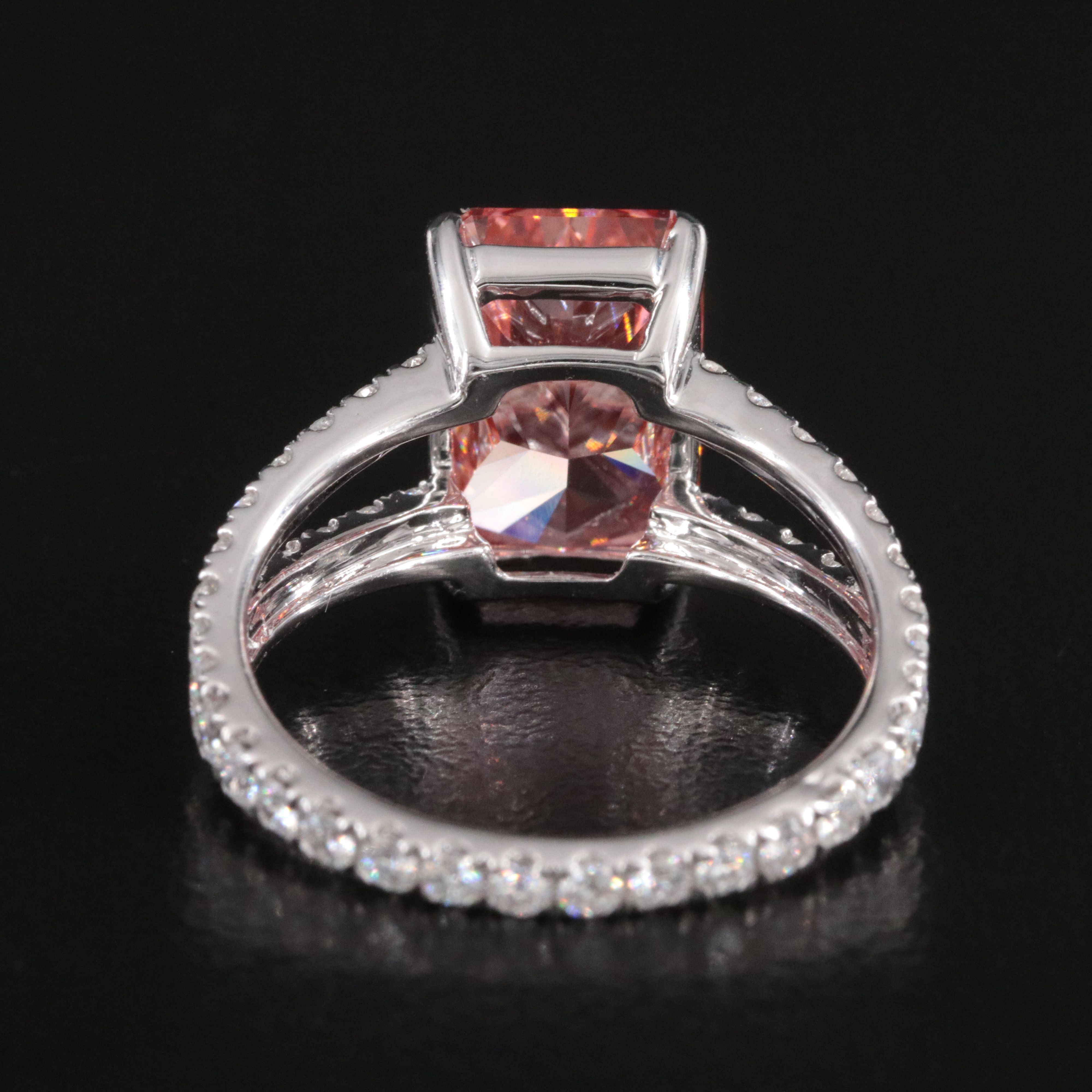 14K 5.12 CTW Lab Grown Diamond Ring, Online IGI Report & Fancy Vivid Pink Center