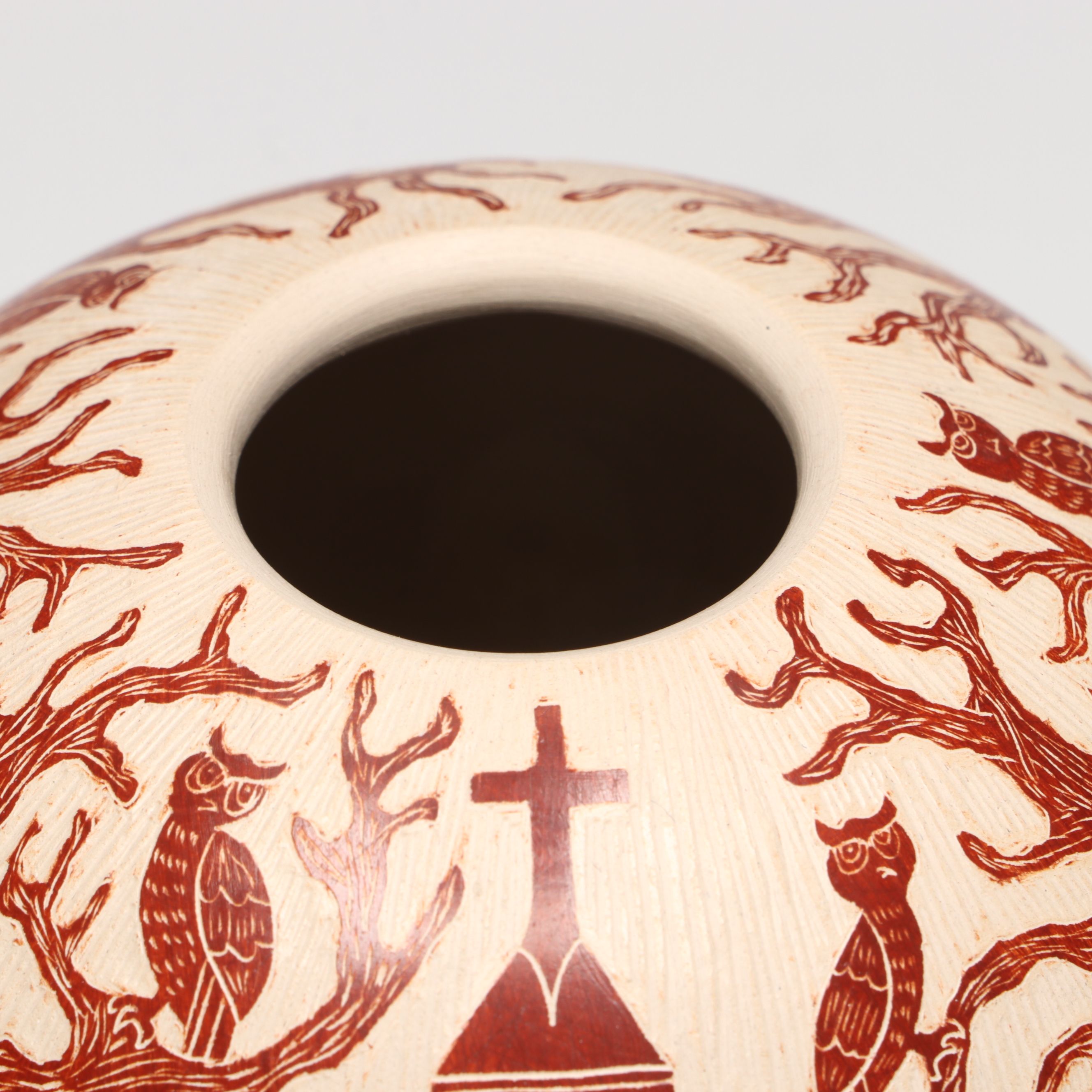 Abel R. Lopez Mata Ortiz "Day of the Dead" Sgaffito Pottery Vase