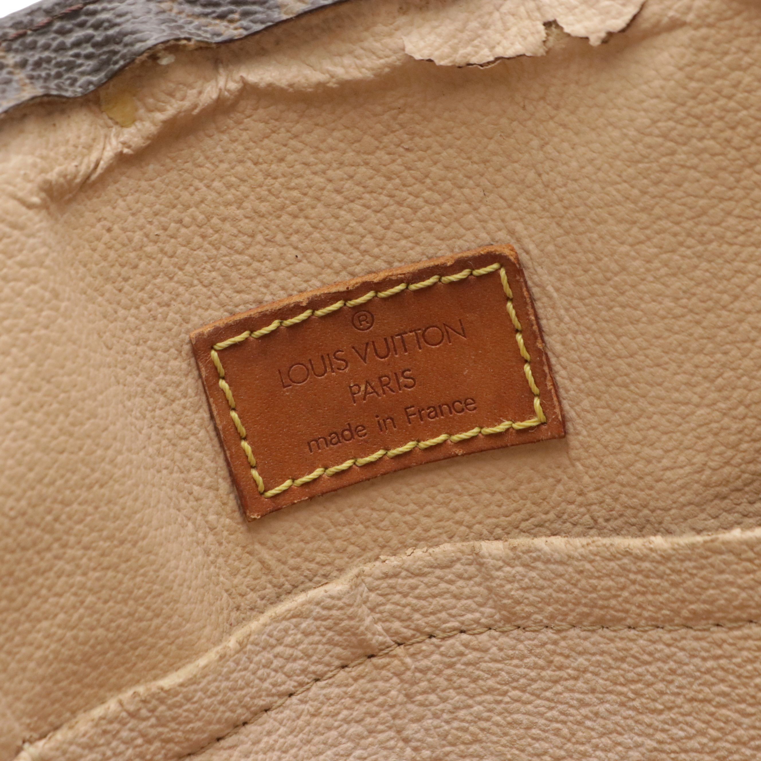 Louis Vuitton Sac Plat in Monogram Canvas and Vachetta Leather