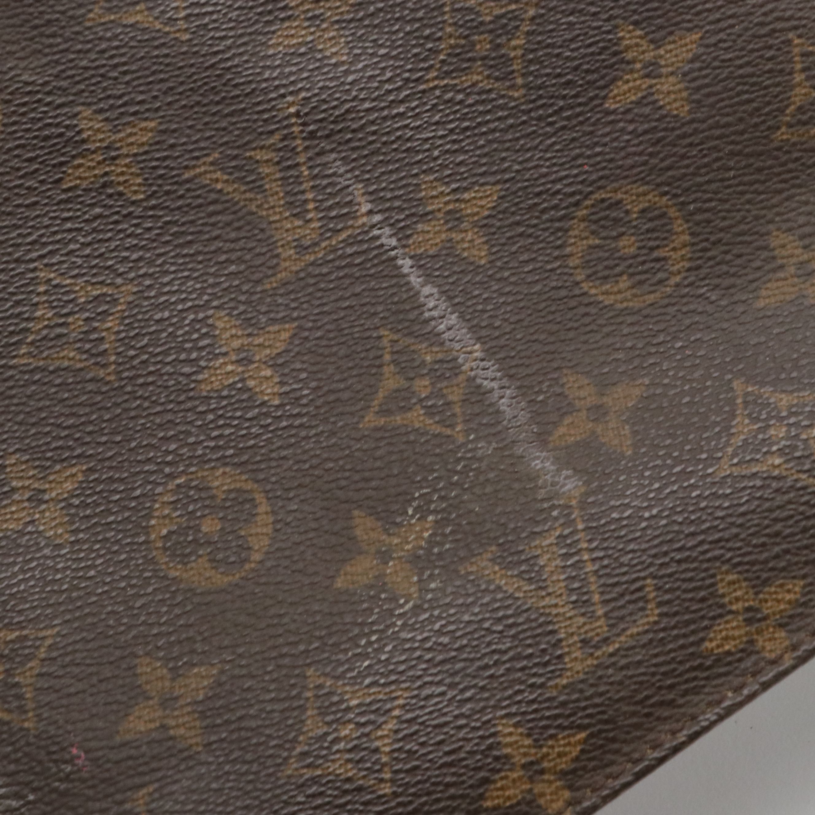 Louis Vuitton Sac Plat in Monogram Canvas and Vachetta Leather