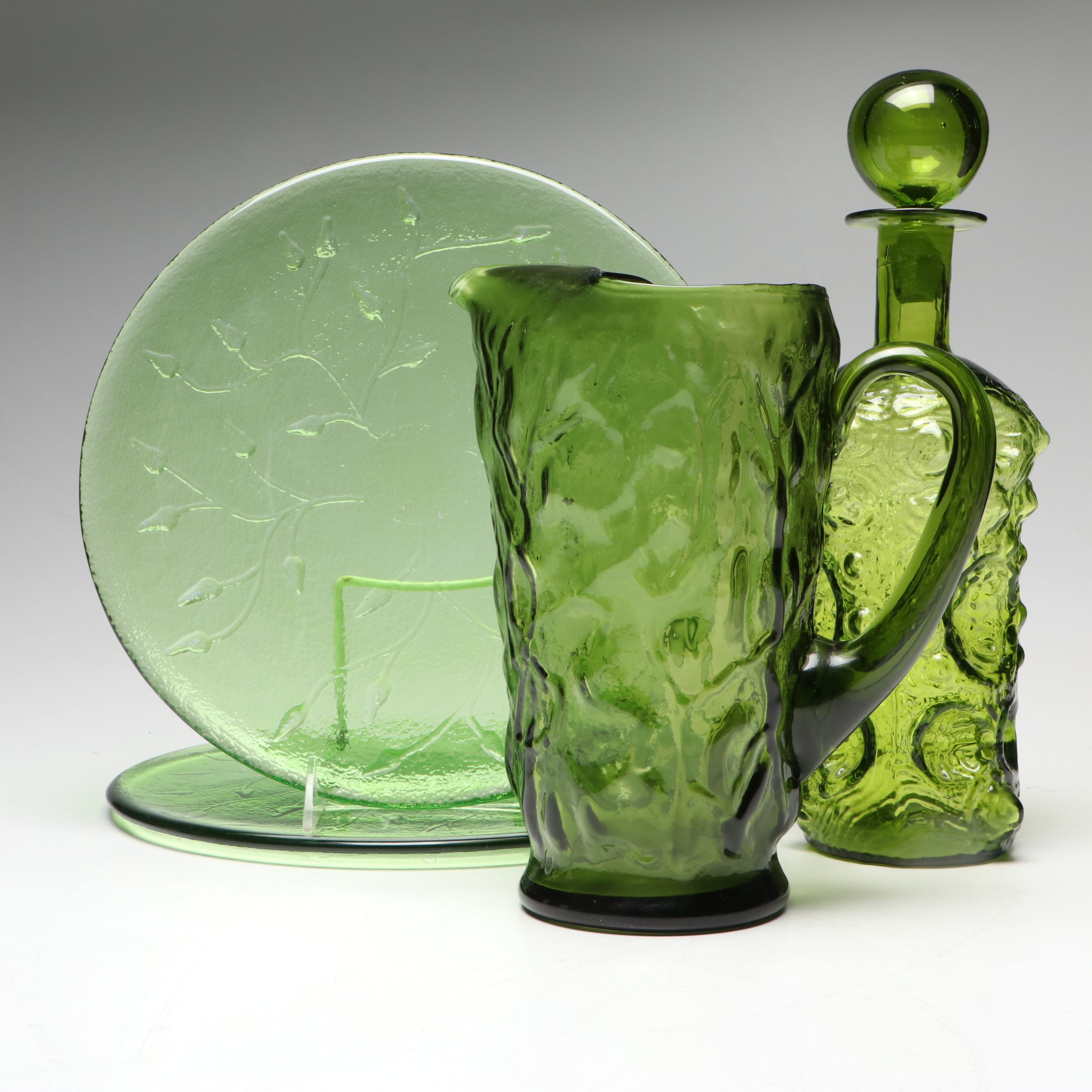 Blenko "Moonscape" Kiwi Colored Glass Decanter with Other Pitcher and Plates