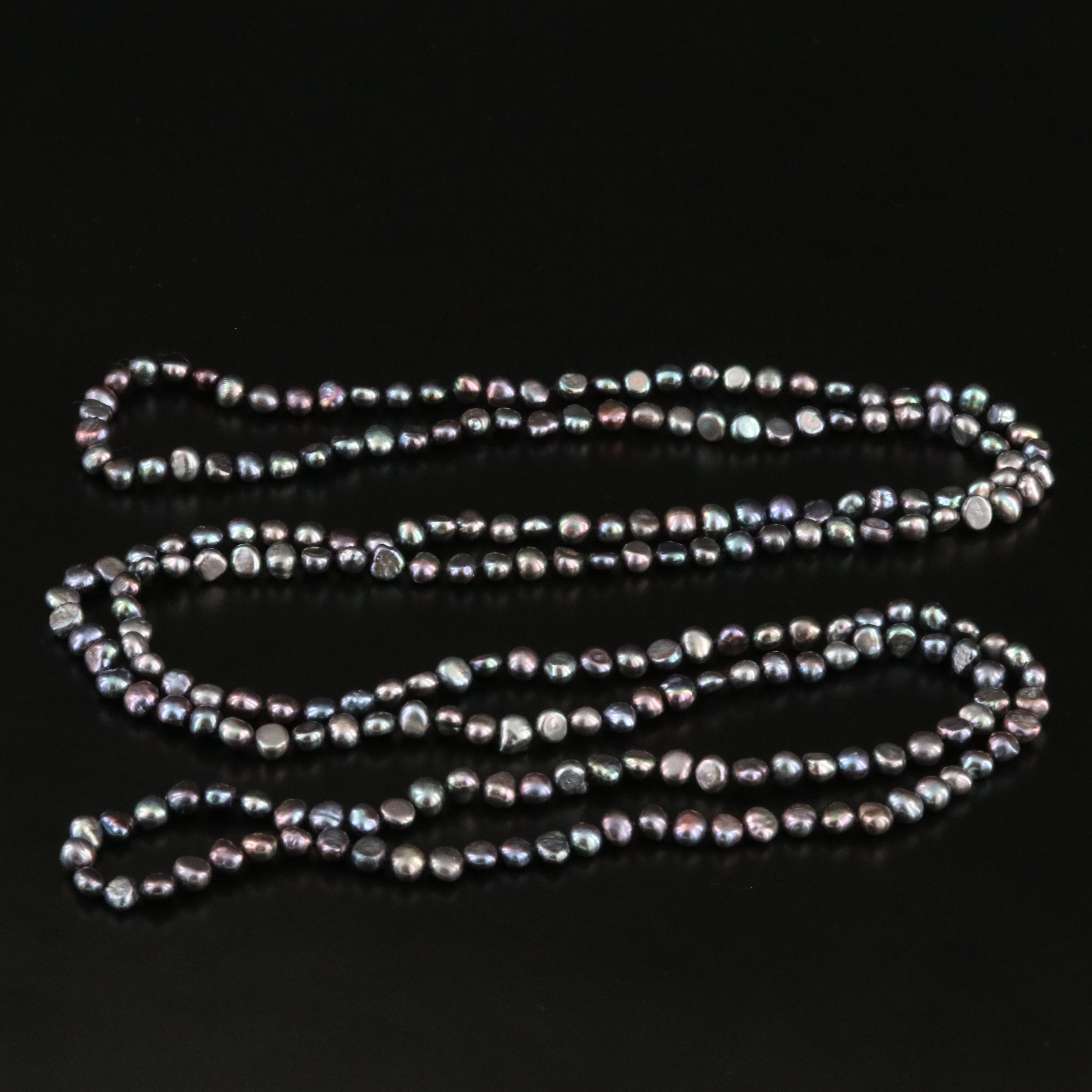 Rope Length Pearl Necklace