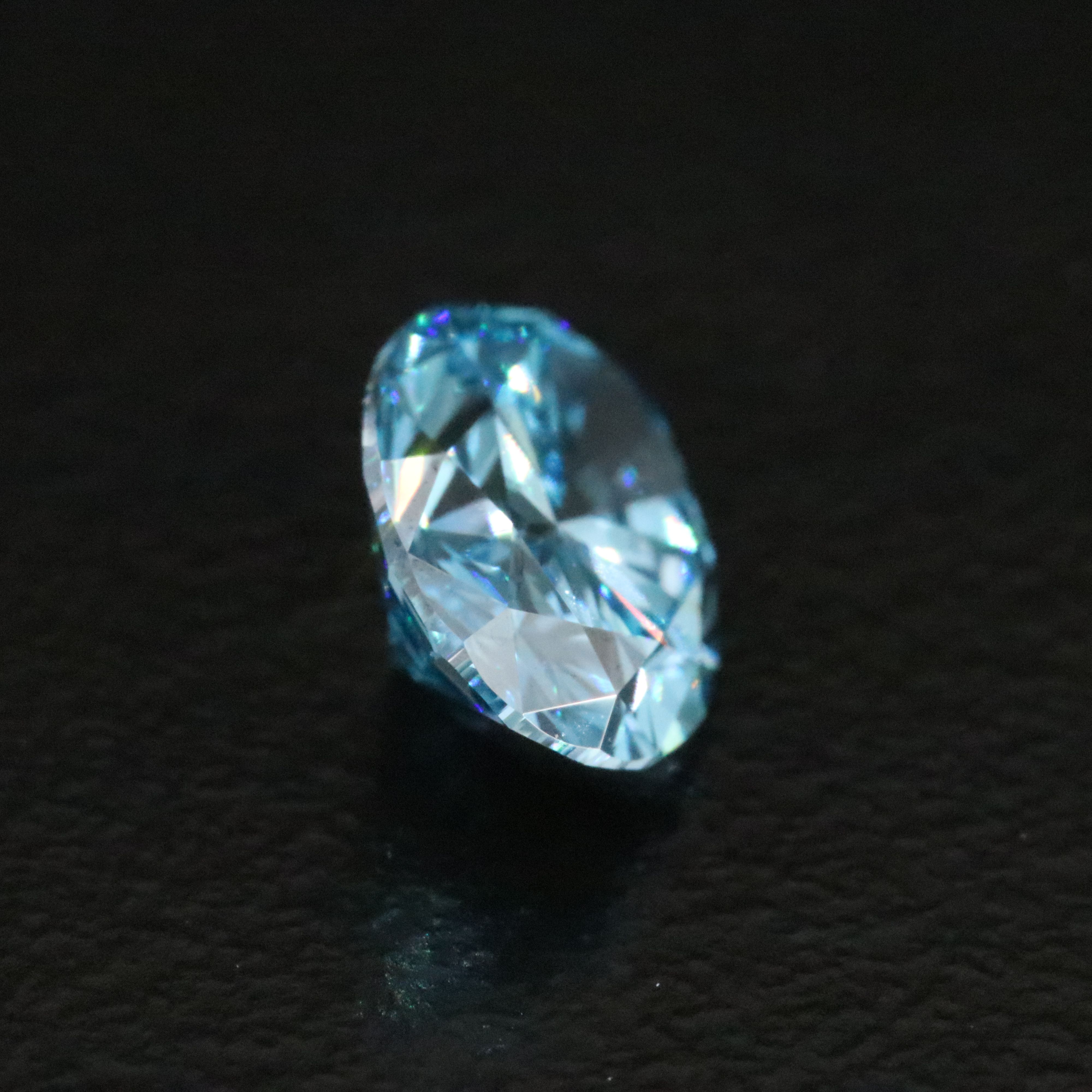 Loose 1.52 CT Lab Grown Fancy Vivid Blue Diamond with IGI Report