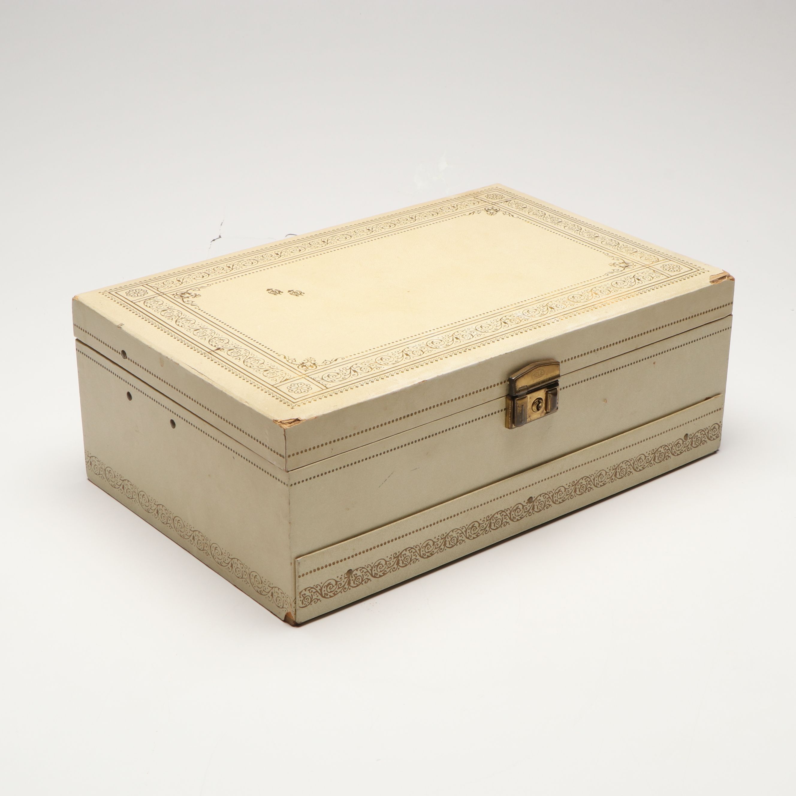 Mele and Other Fabric Lined Vintage Jewelry Box, Mid-20th Century