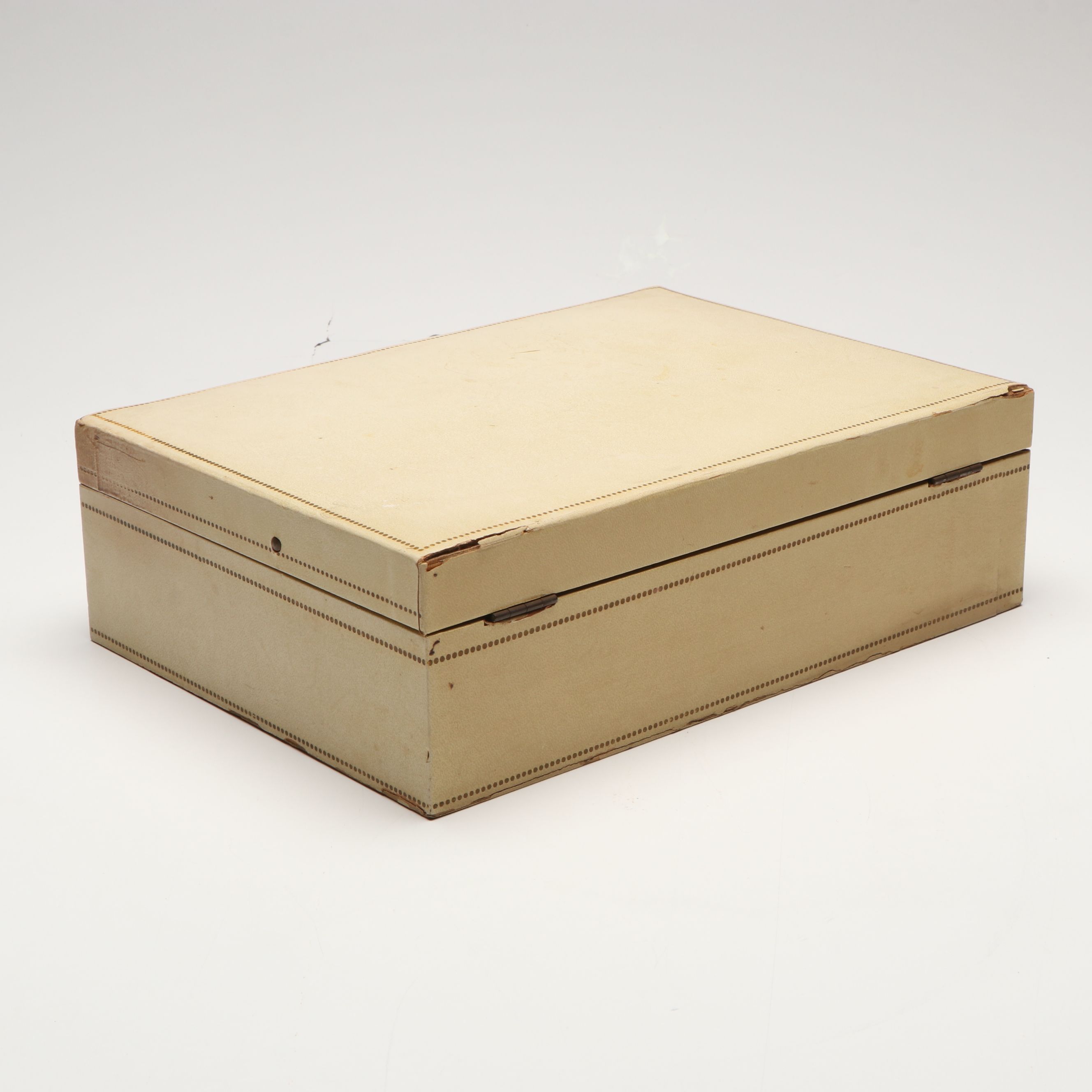 Mele and Other Fabric Lined Vintage Jewelry Box, Mid-20th Century