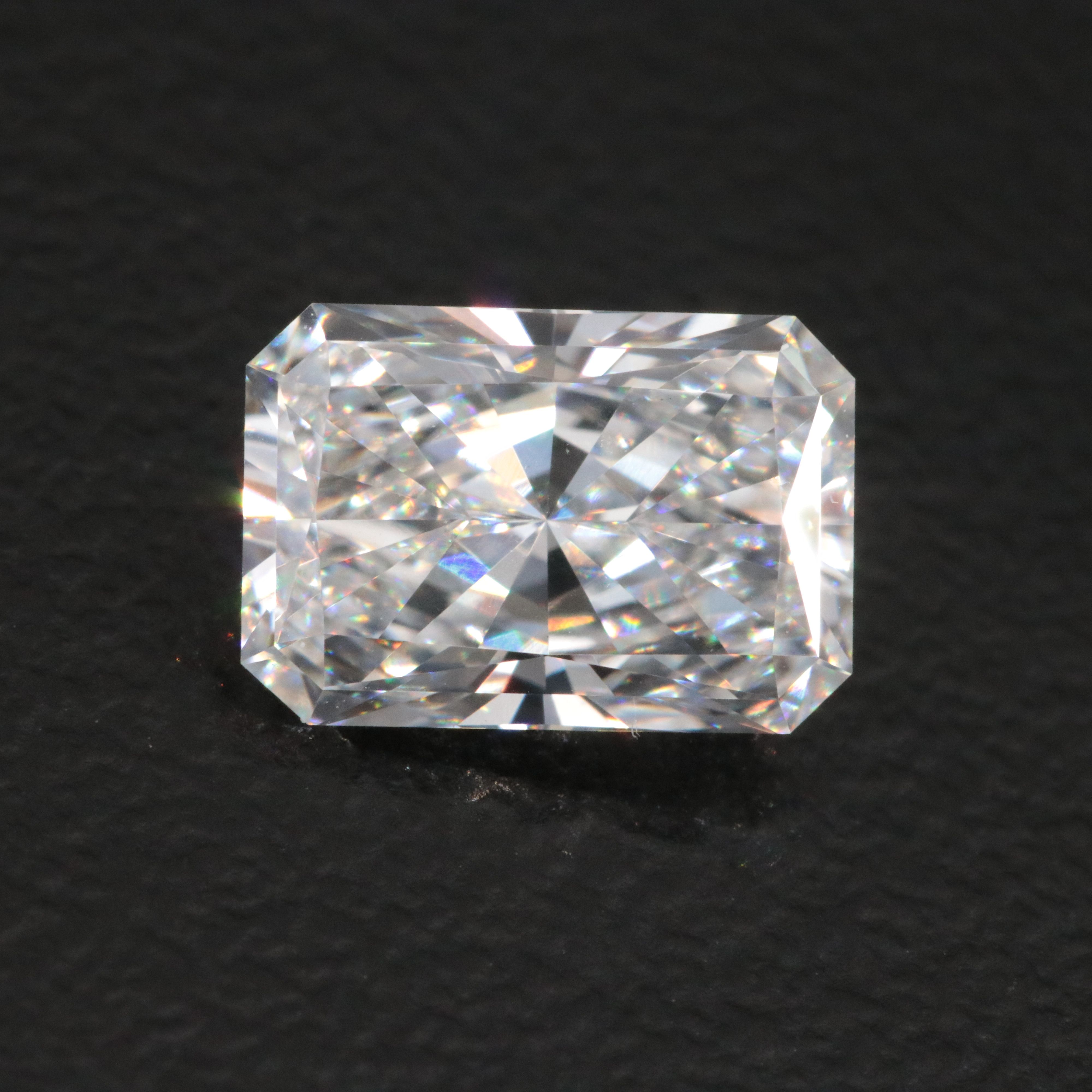 Loose 1.41 CT Lab Grown Diamond with IGI Report