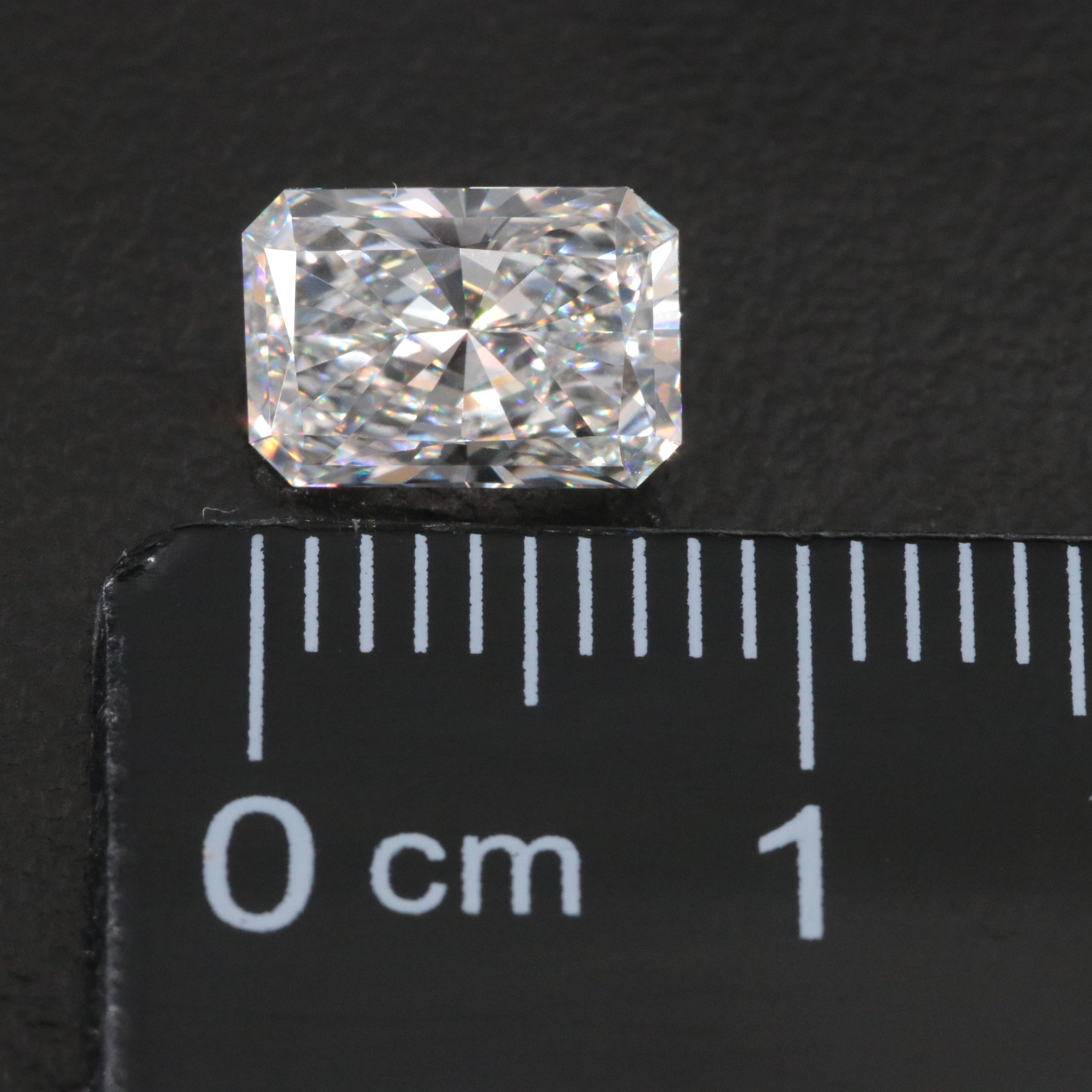 Loose 1.41 CT Lab Grown Diamond with IGI Report