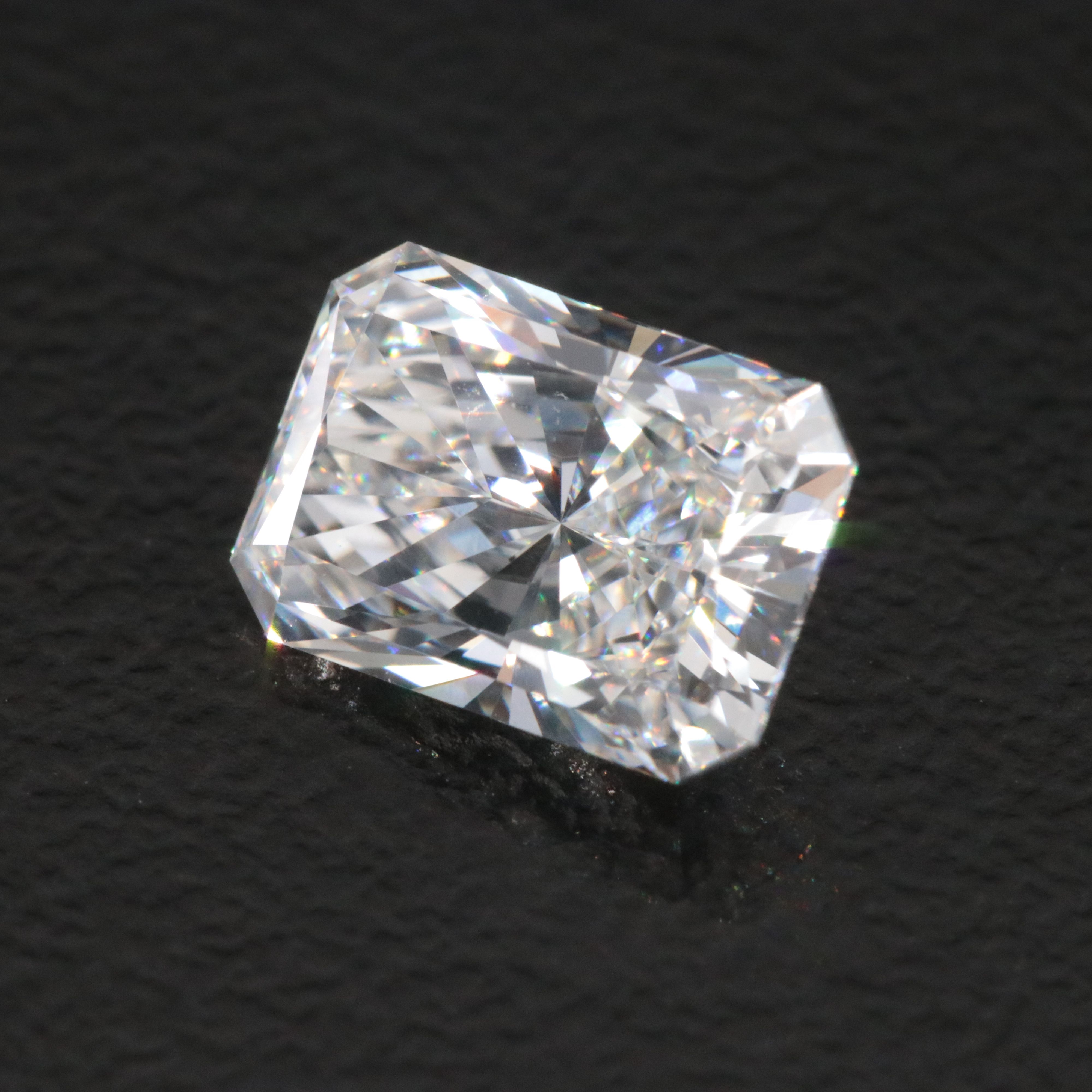 Loose 1.41 CT Lab Grown Diamond with IGI Report
