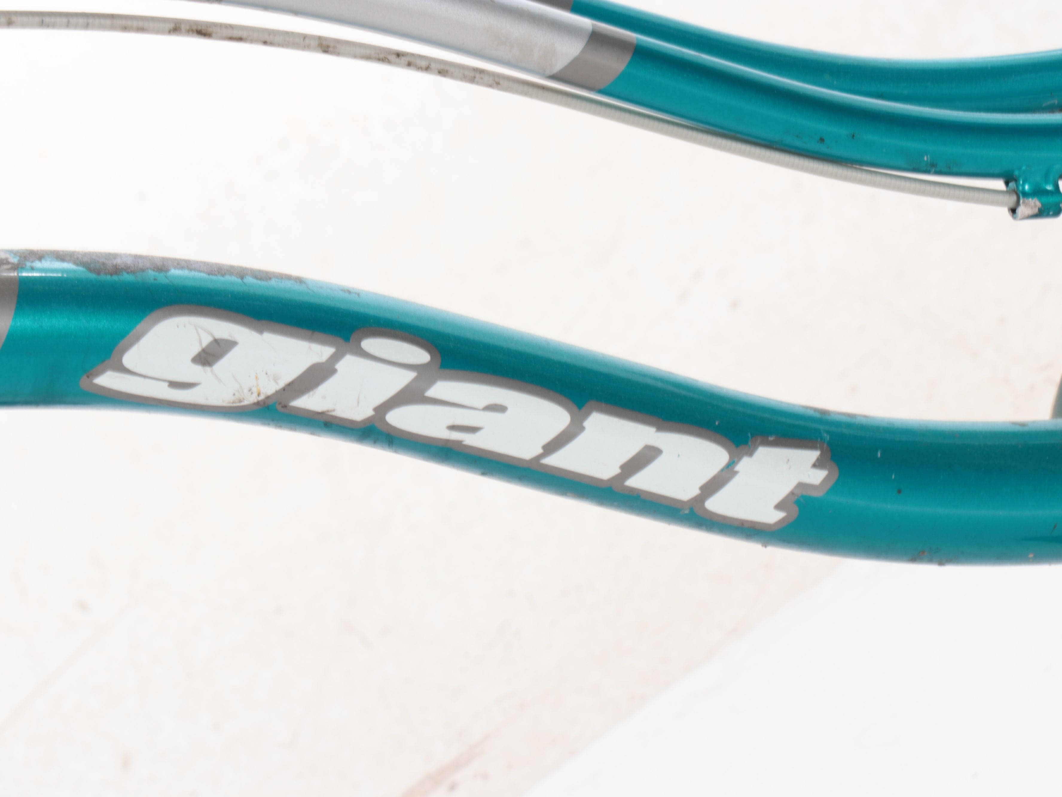 Giant "Simple 7" Retro Inspired Bicycle