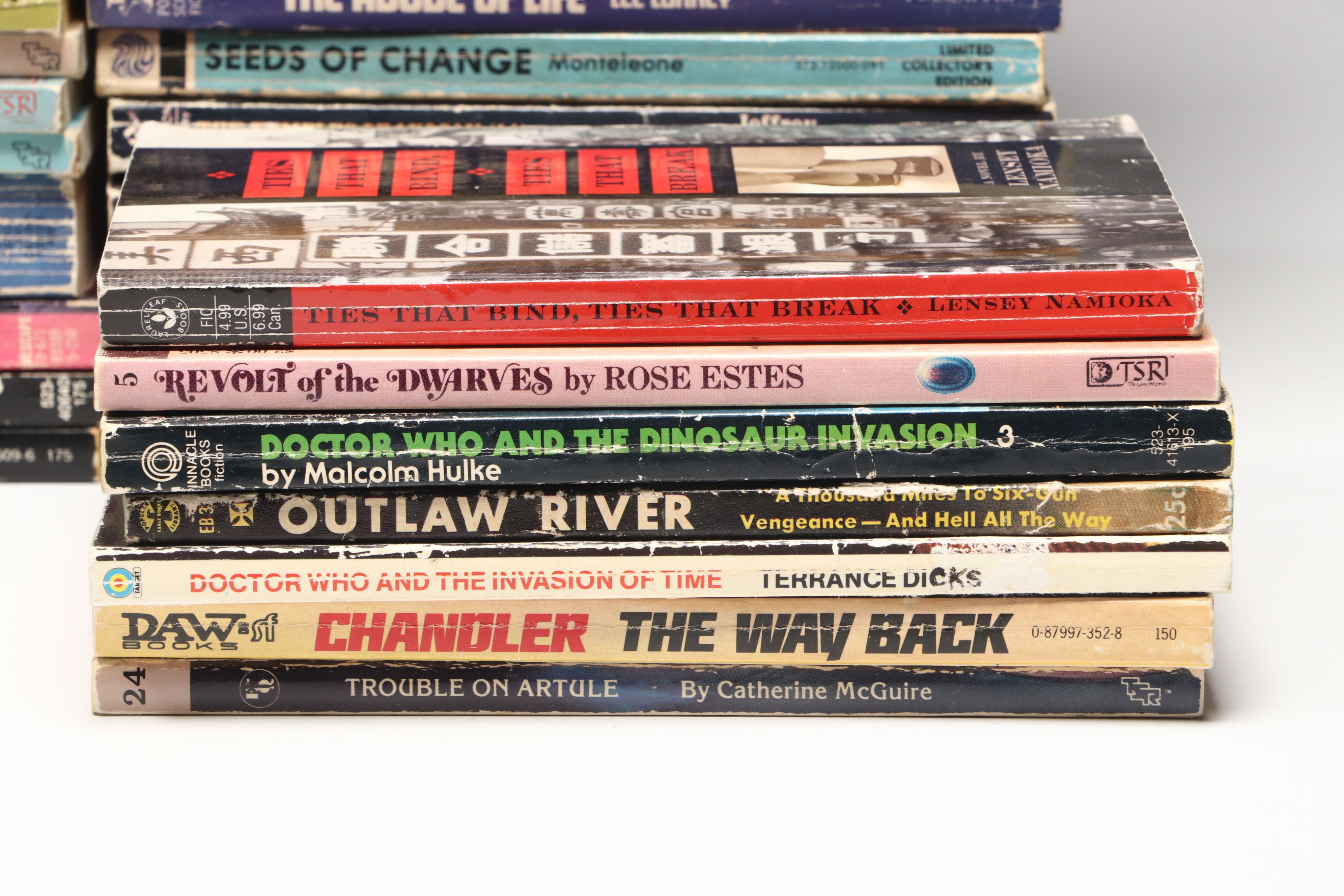 "A Summer to Die," "The Last Knight of Albion," and More Fiction