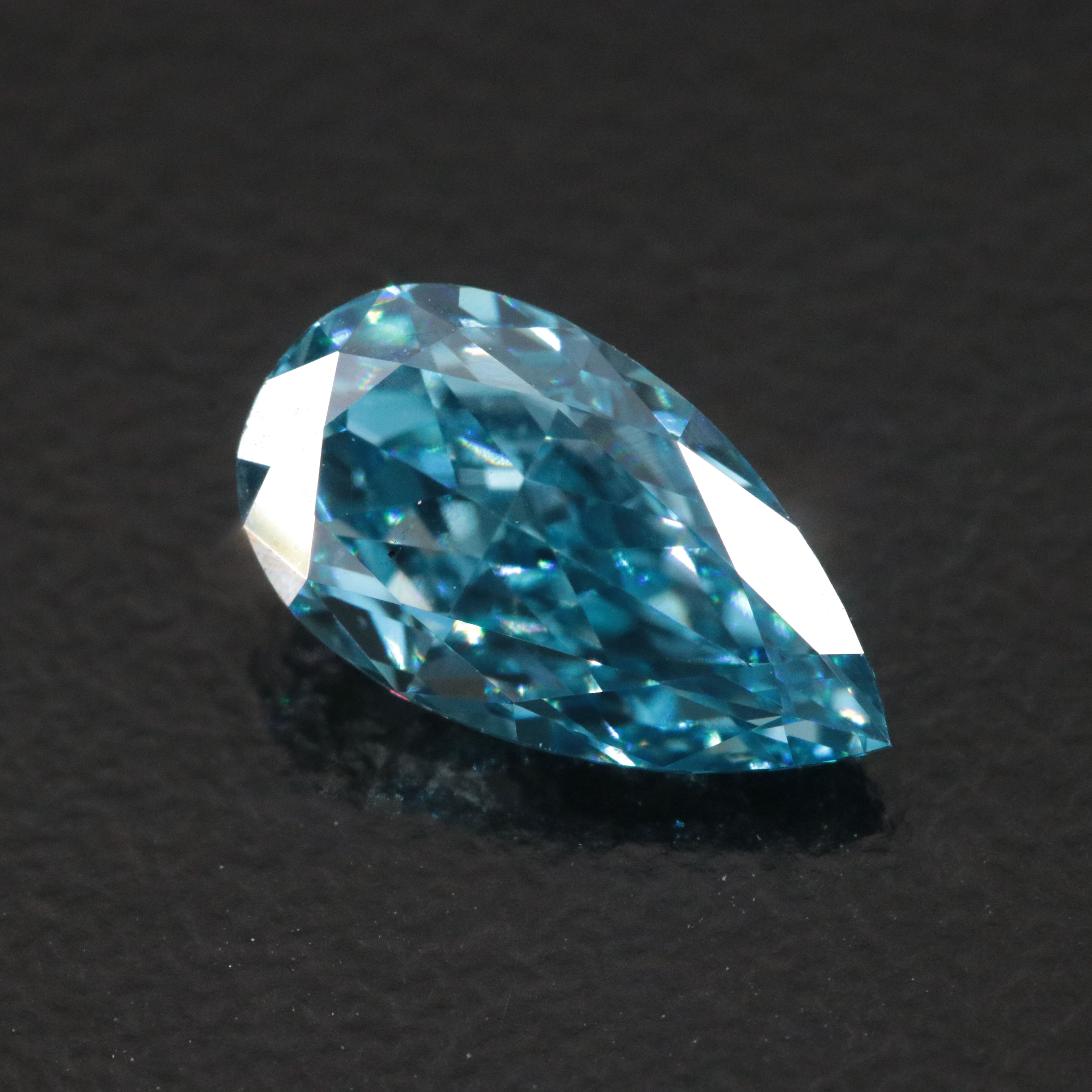 Loose 1.41 CT Lab Grown Fancy Vivid Blue Diamond with IGI Report