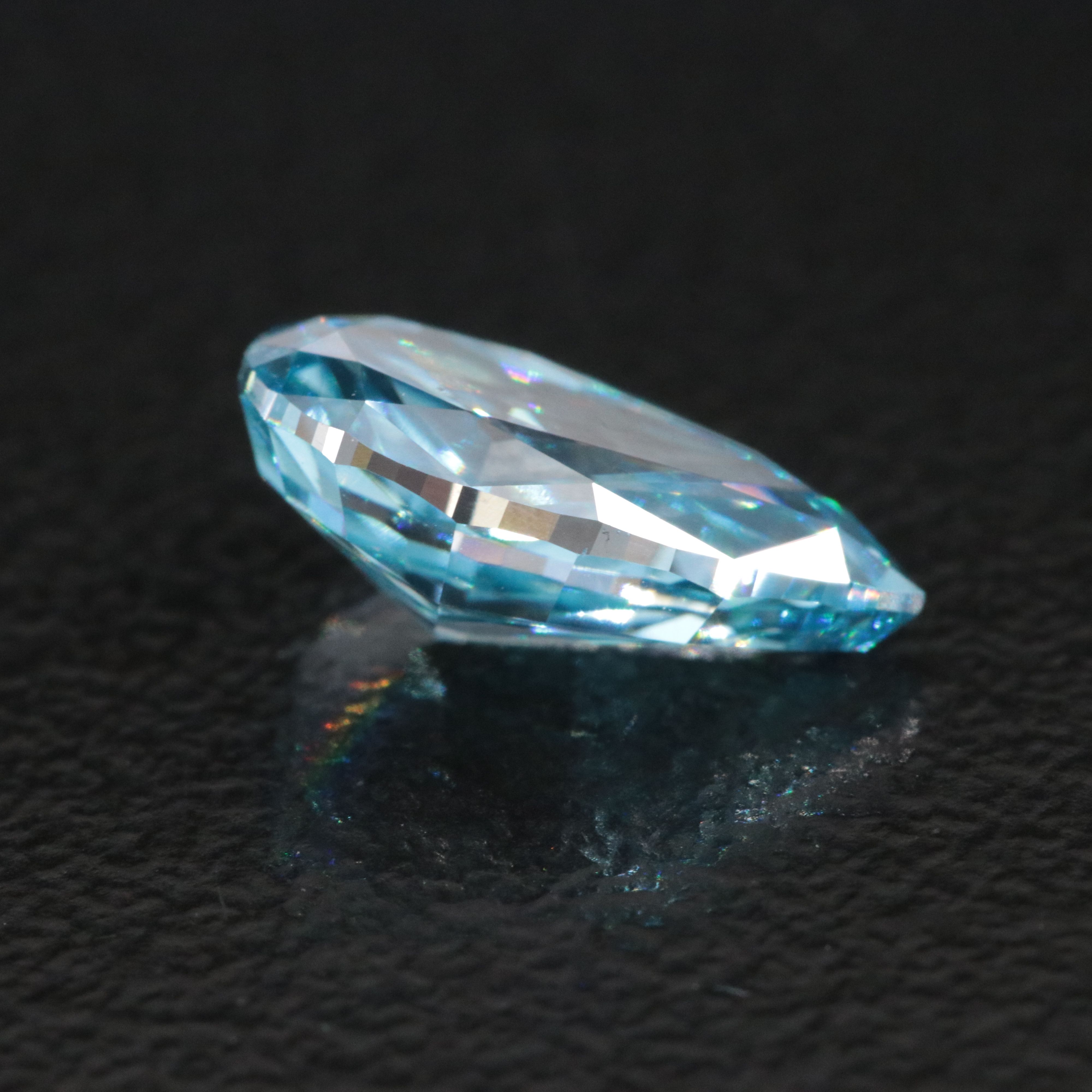 Loose 1.41 CT Lab Grown Fancy Vivid Blue Diamond with IGI Report