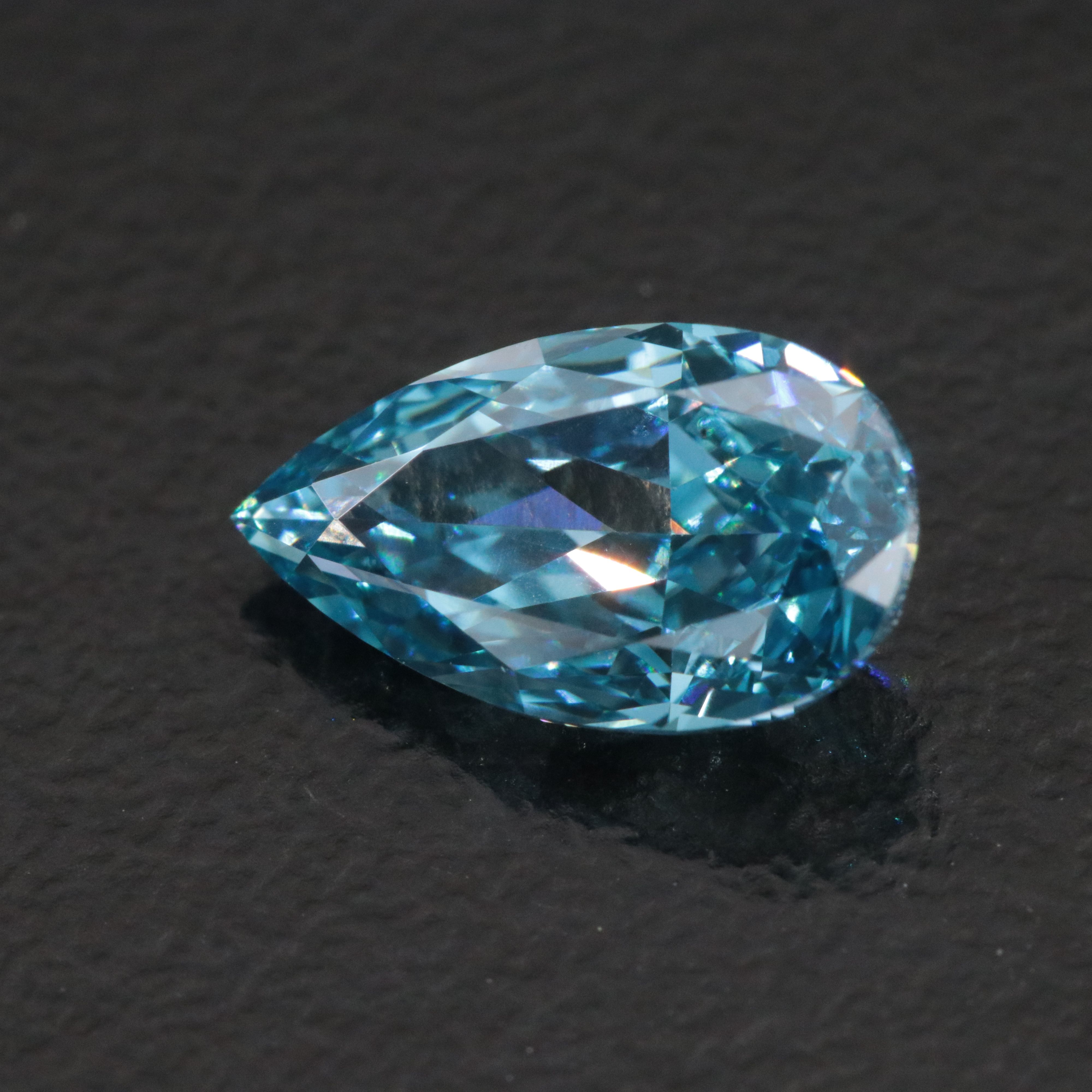 Loose 1.41 CT Lab Grown Fancy Vivid Blue Diamond with IGI Report