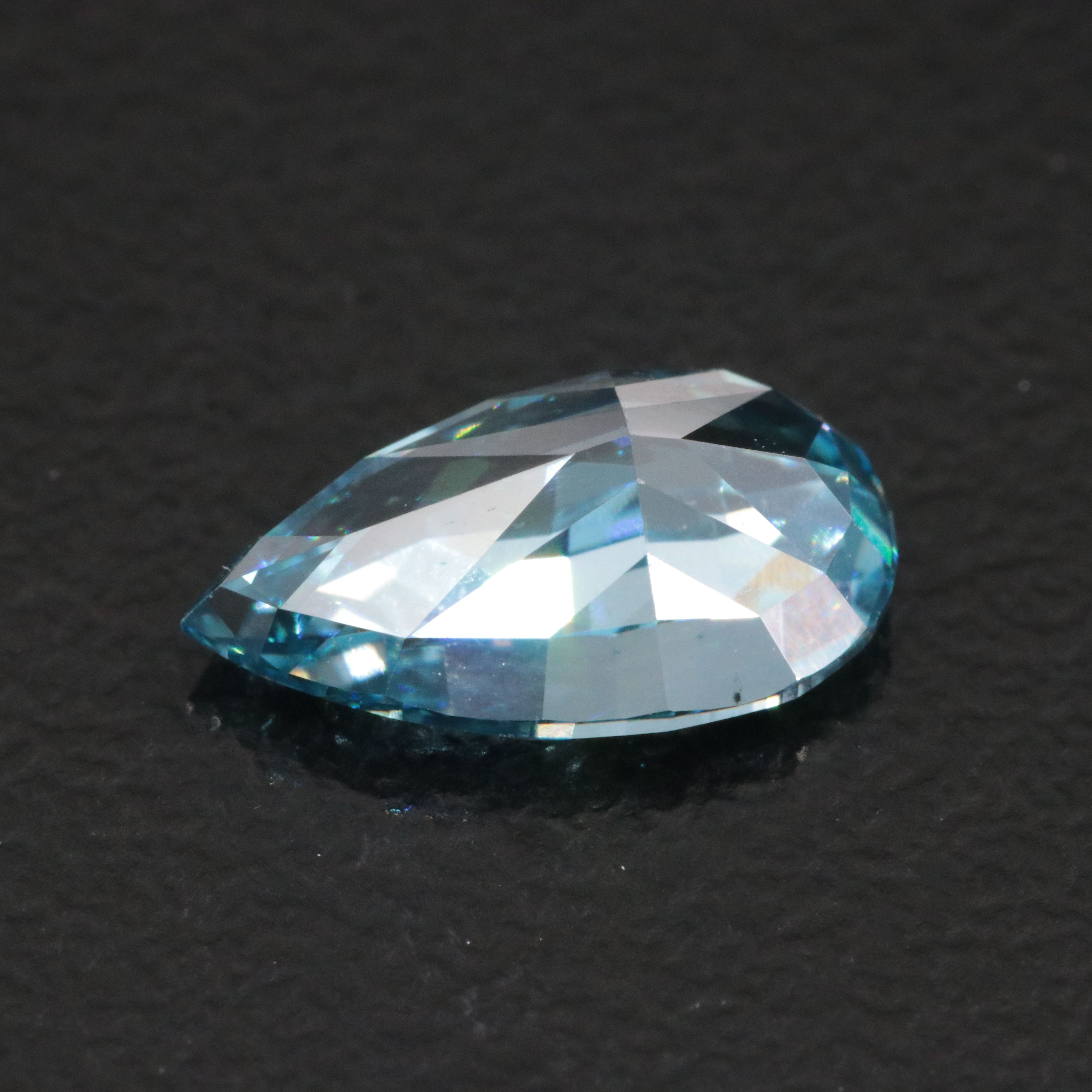 Loose 1.41 CT Lab Grown Fancy Vivid Blue Diamond with IGI Report