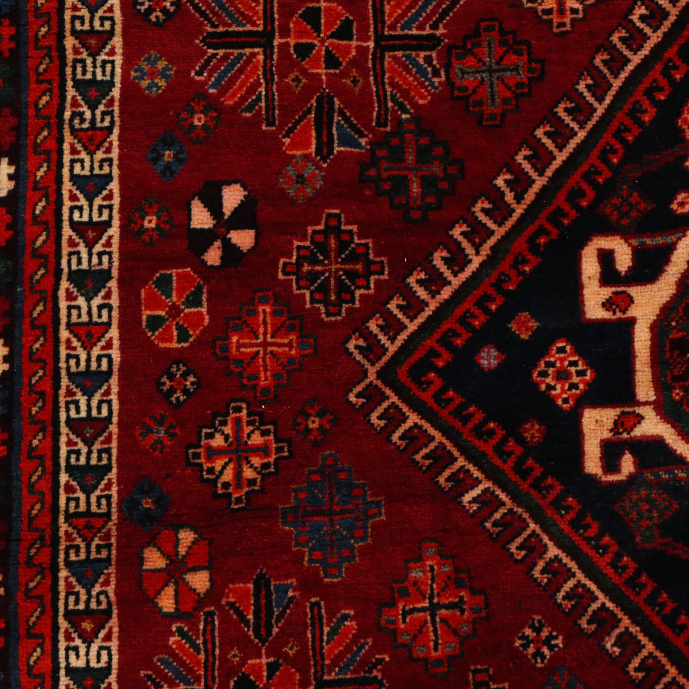 5'2 x 9'3 Hand-Knotted Persian Shiraz Area Rug