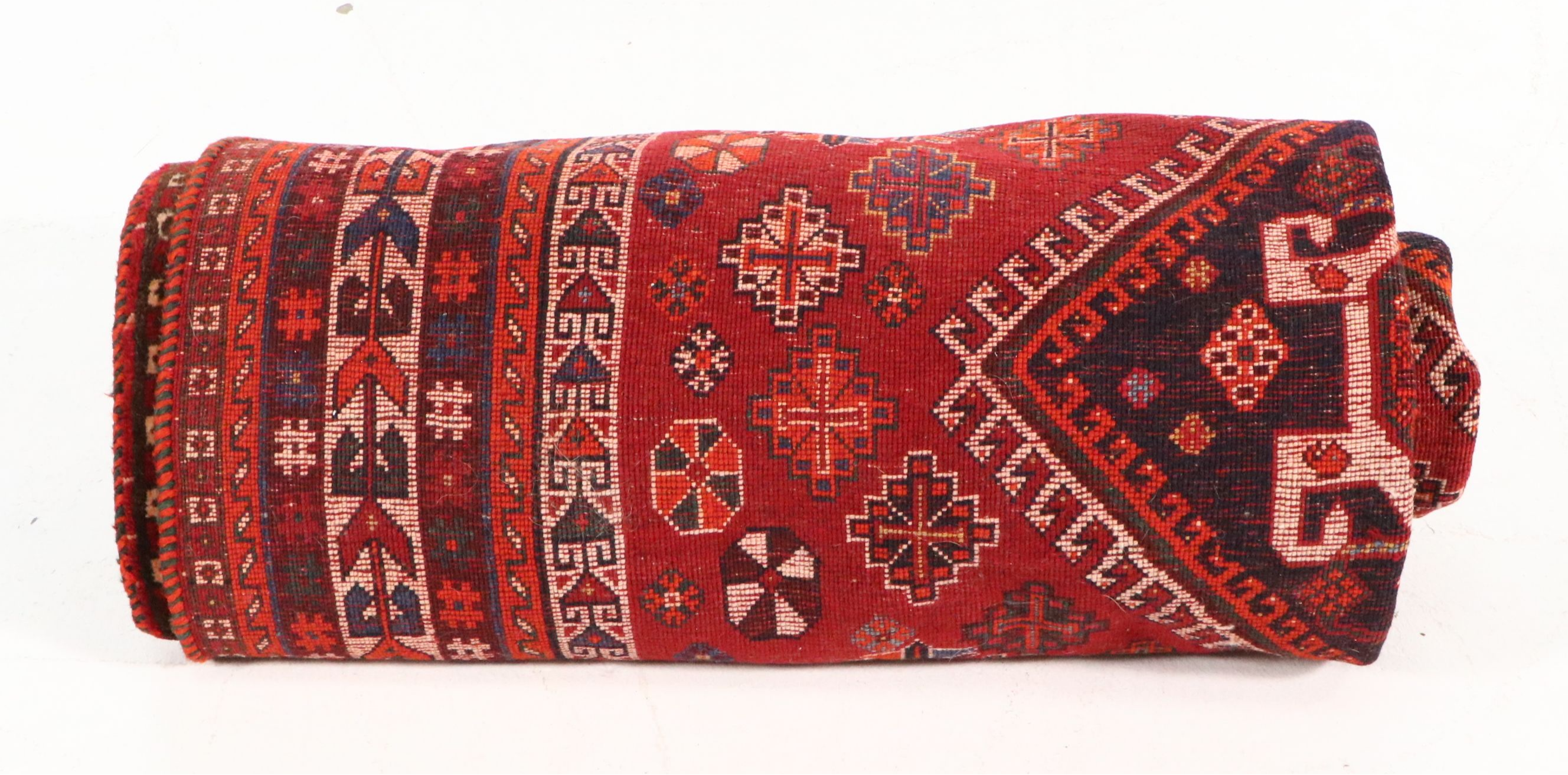 5'2 x 9'3 Hand-Knotted Persian Shiraz Area Rug