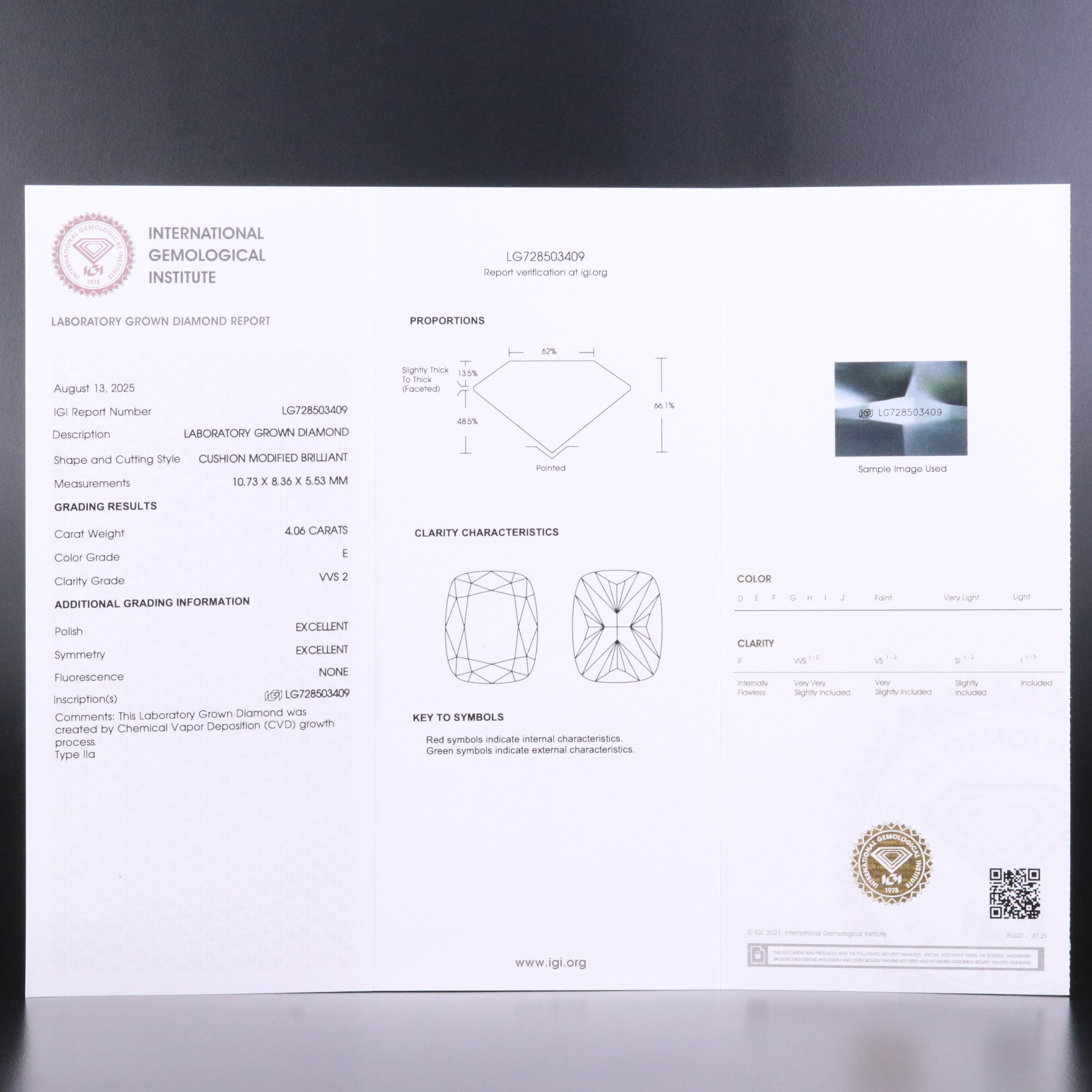 18K 4.06 CT Lab Grown Diamond Solitaire Ring with IGI Report