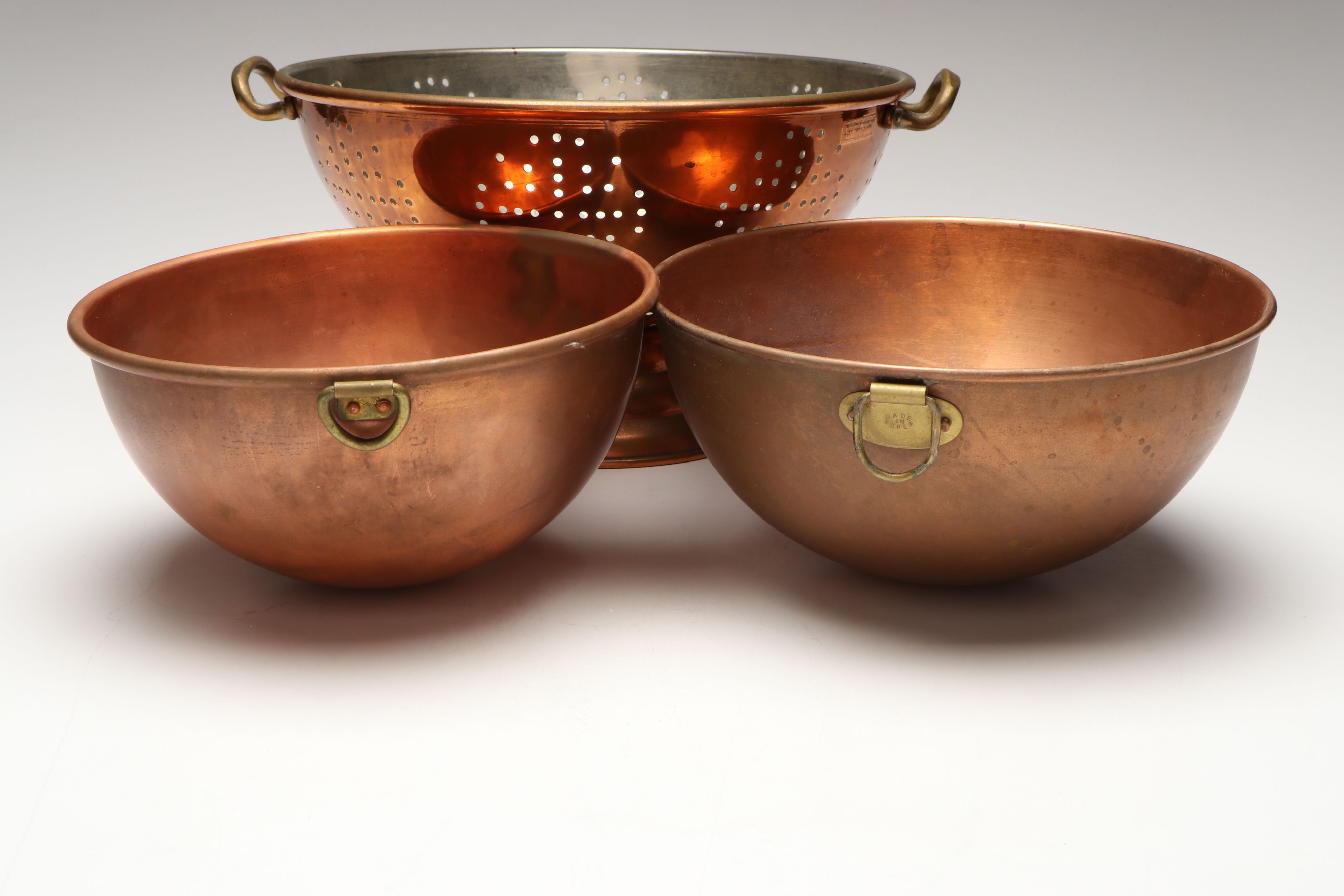 Benjamin & Medwin Inc. Colander with Other Copper Mixing Bowls and Scoops
