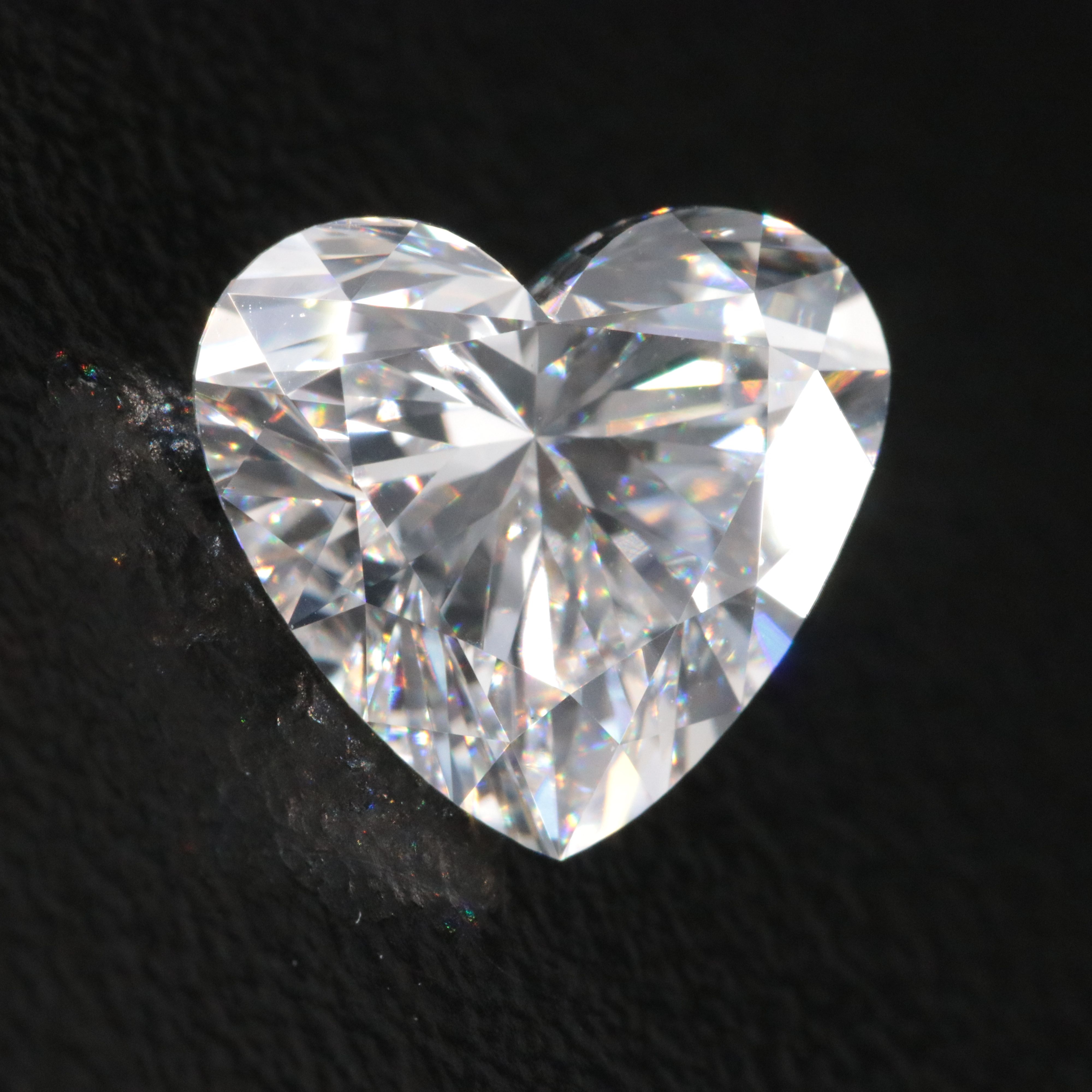 Loose 2.40 CT Lab Grown Diamond with IGI Report