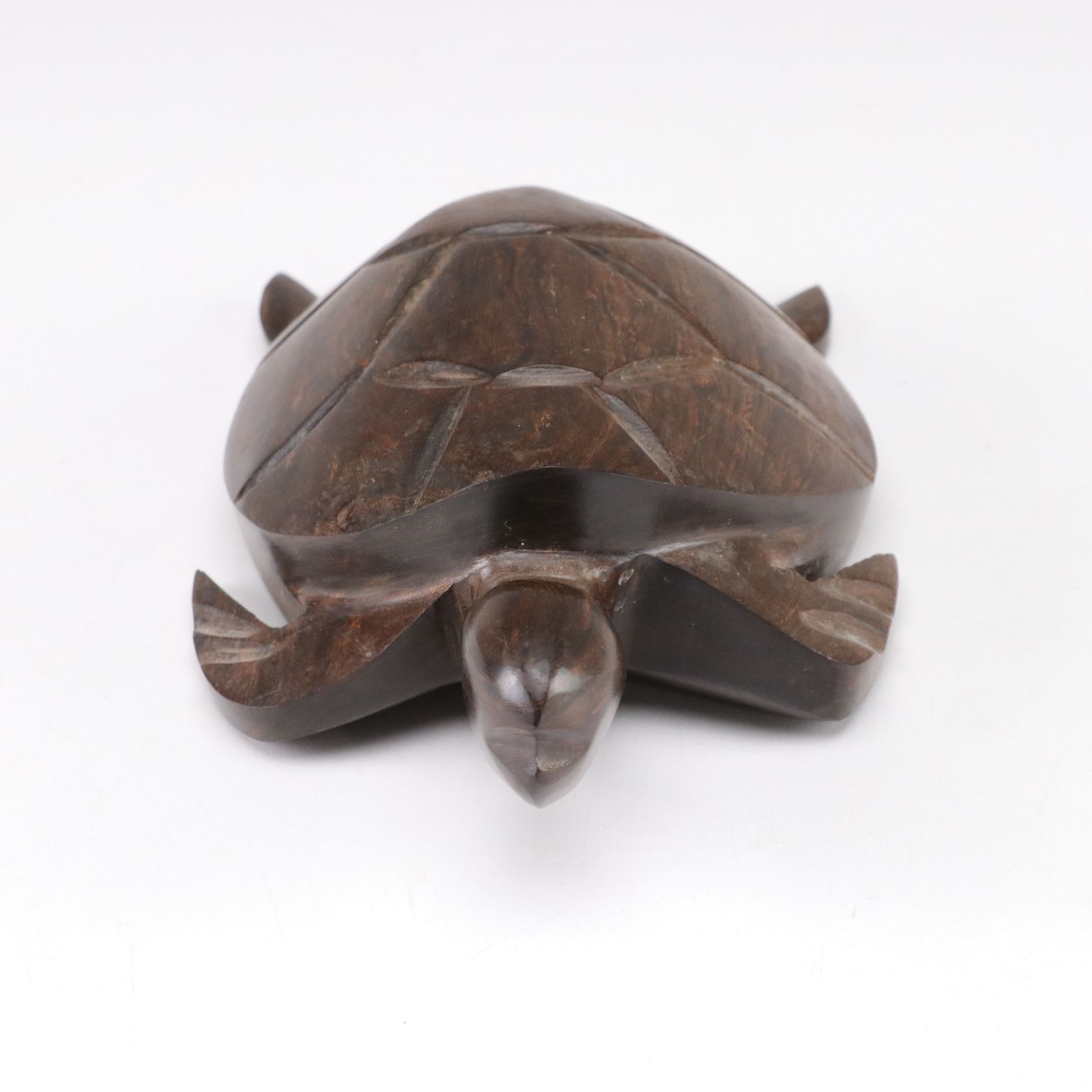 Ridgway "Coaching Days" Pitcher with Carved Wooden Turtle & Powder Horn